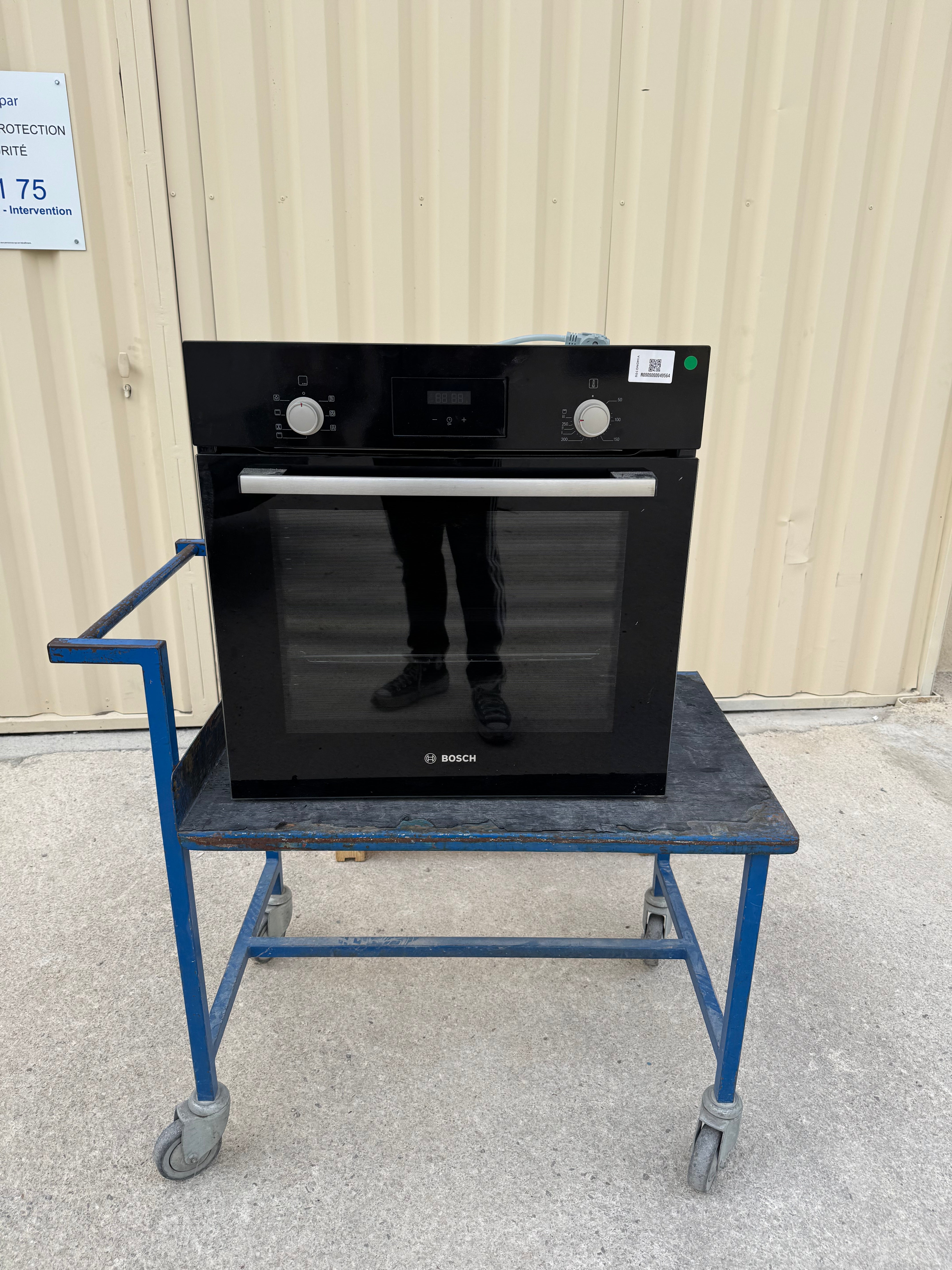 Four Encastrable BOSCH Catalyse GARANTIE 1 AN