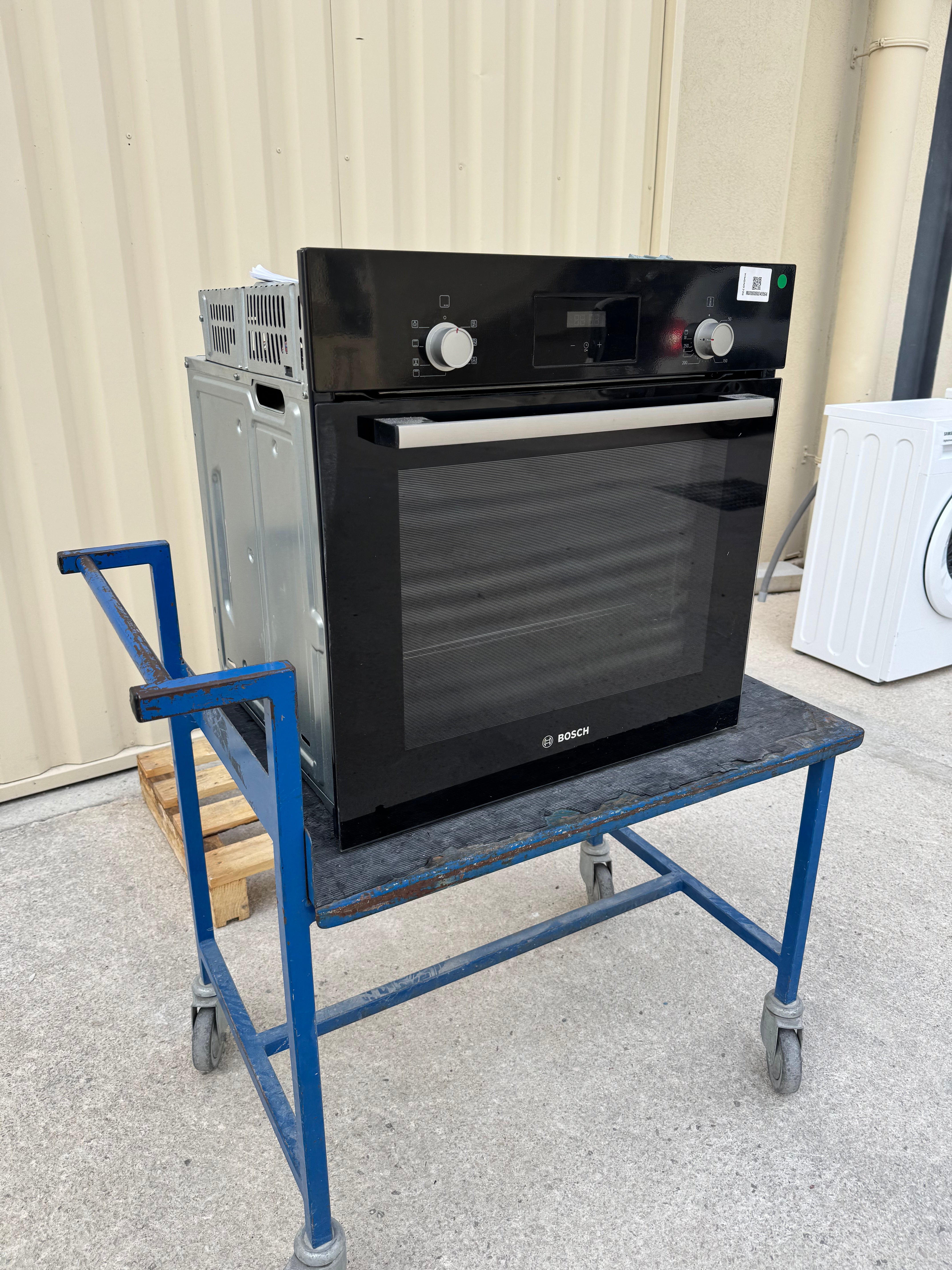 Four Encastrable BOSCH Catalyse GARANTIE 1 AN