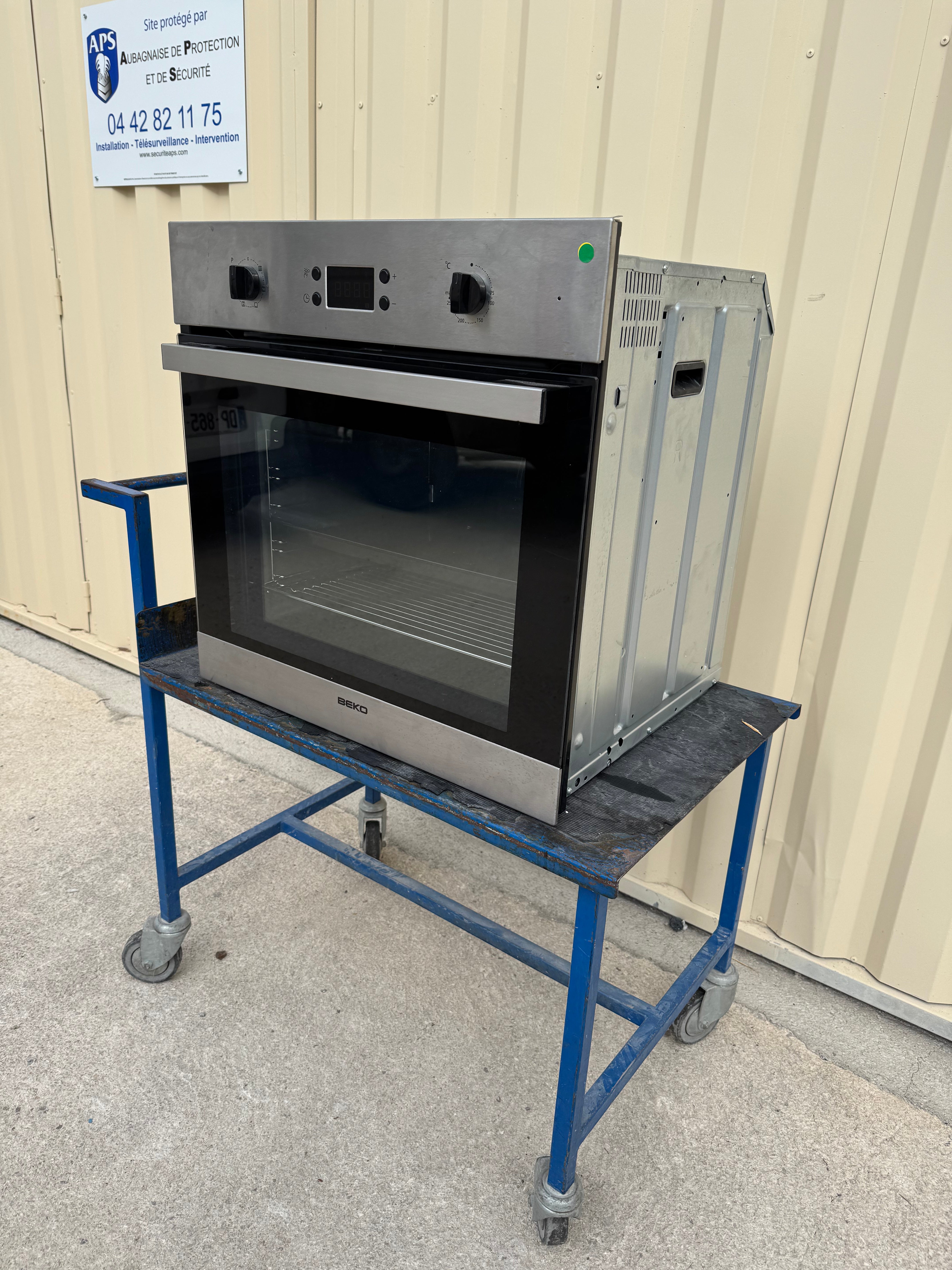 Four Encastrable BEKO Catalyse GARANTIE 1 AN