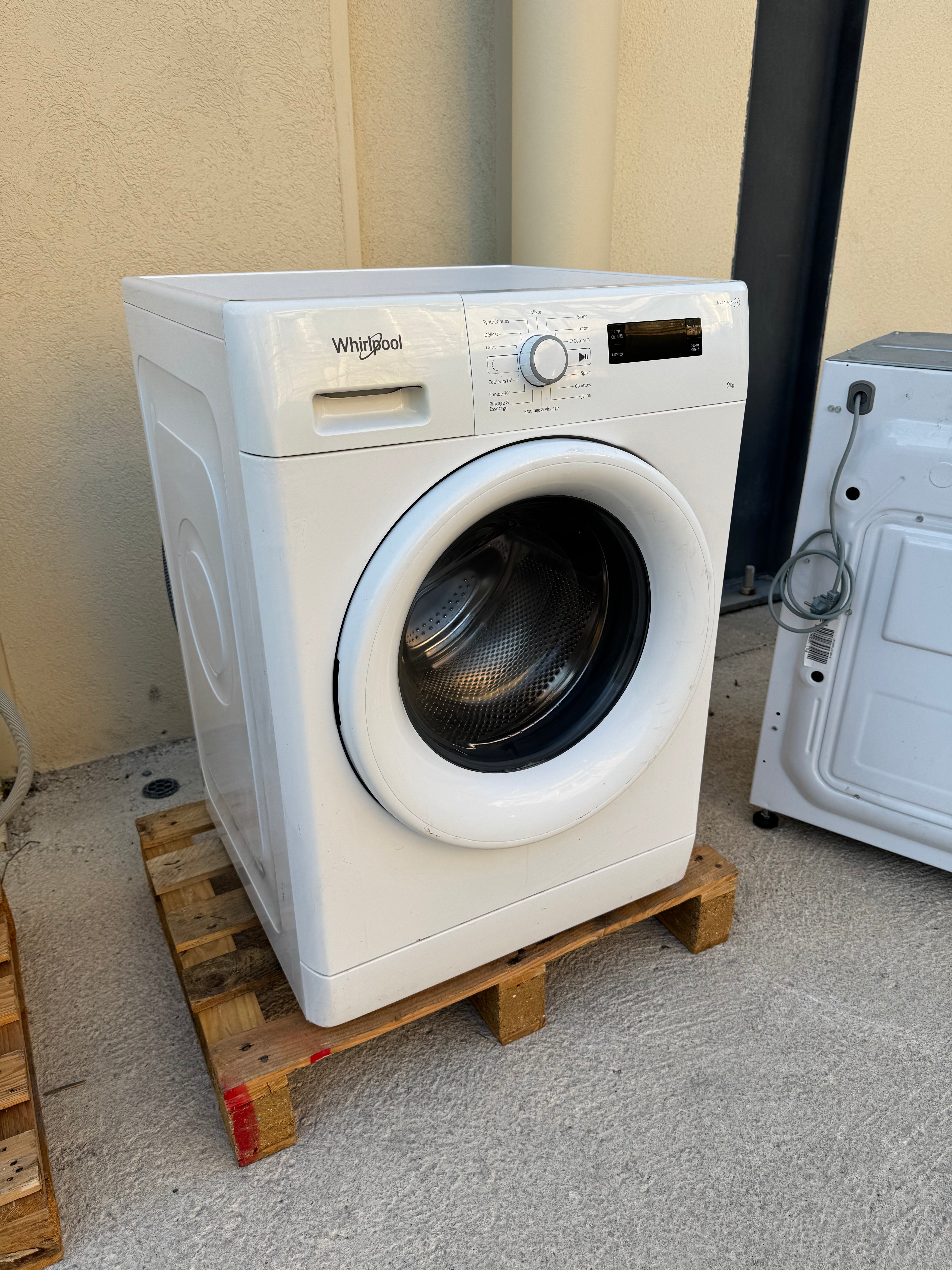 Lave-Linge WHIRLPOOL 9 Kg GARANTIE 1 AN
