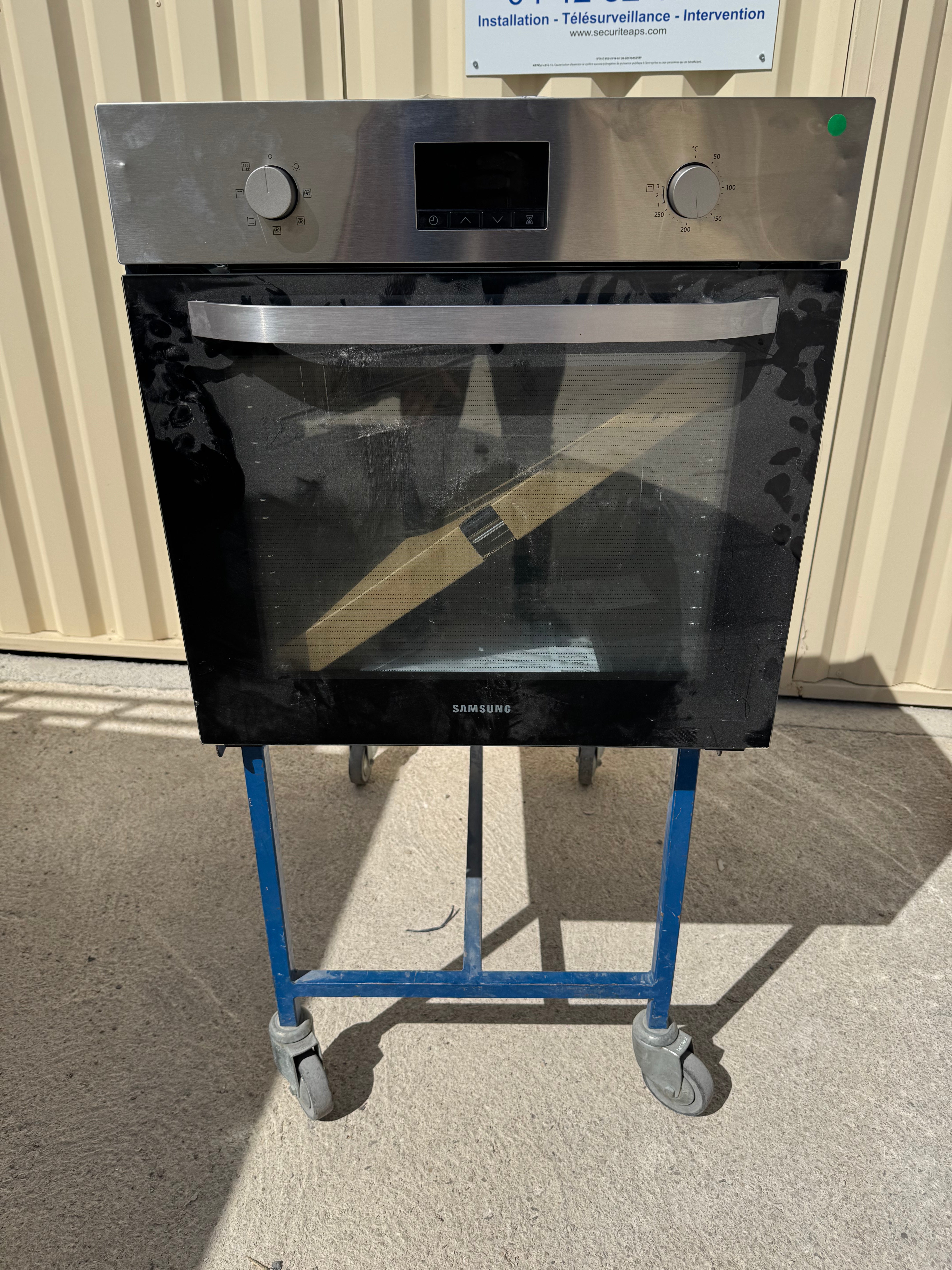 Four Encastrable SAMSUNG Neuf ( Avec Défaut d’Aspect ) GARANTIE 1 AN