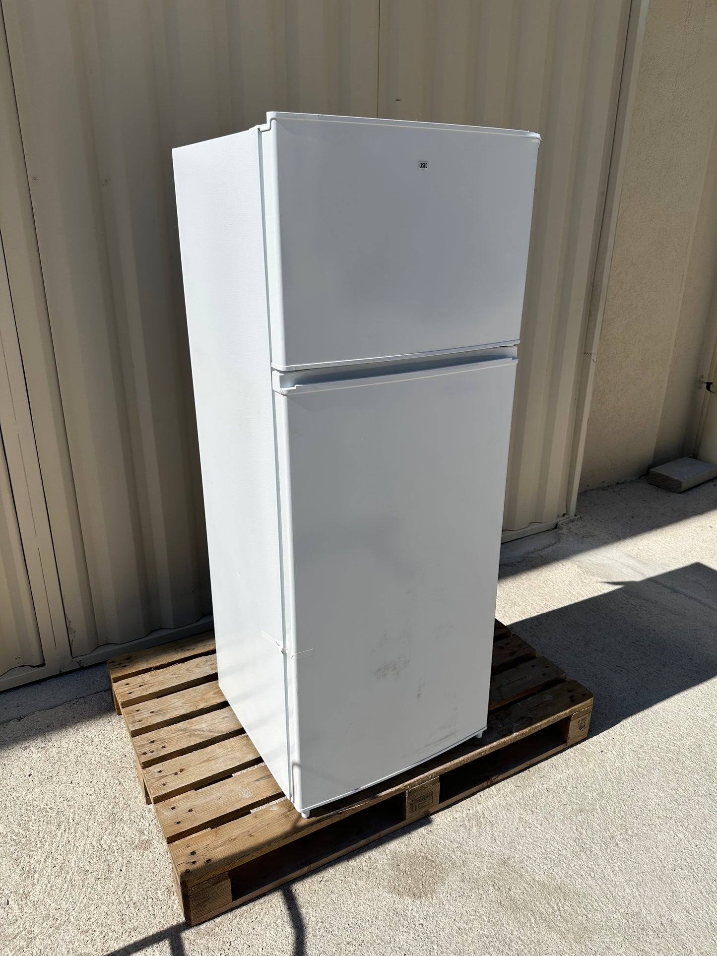 Frigo Combiné LISTO Petit Format NEUF ( Avec Défaut d’Aspect ) GARANTIE 1 AN