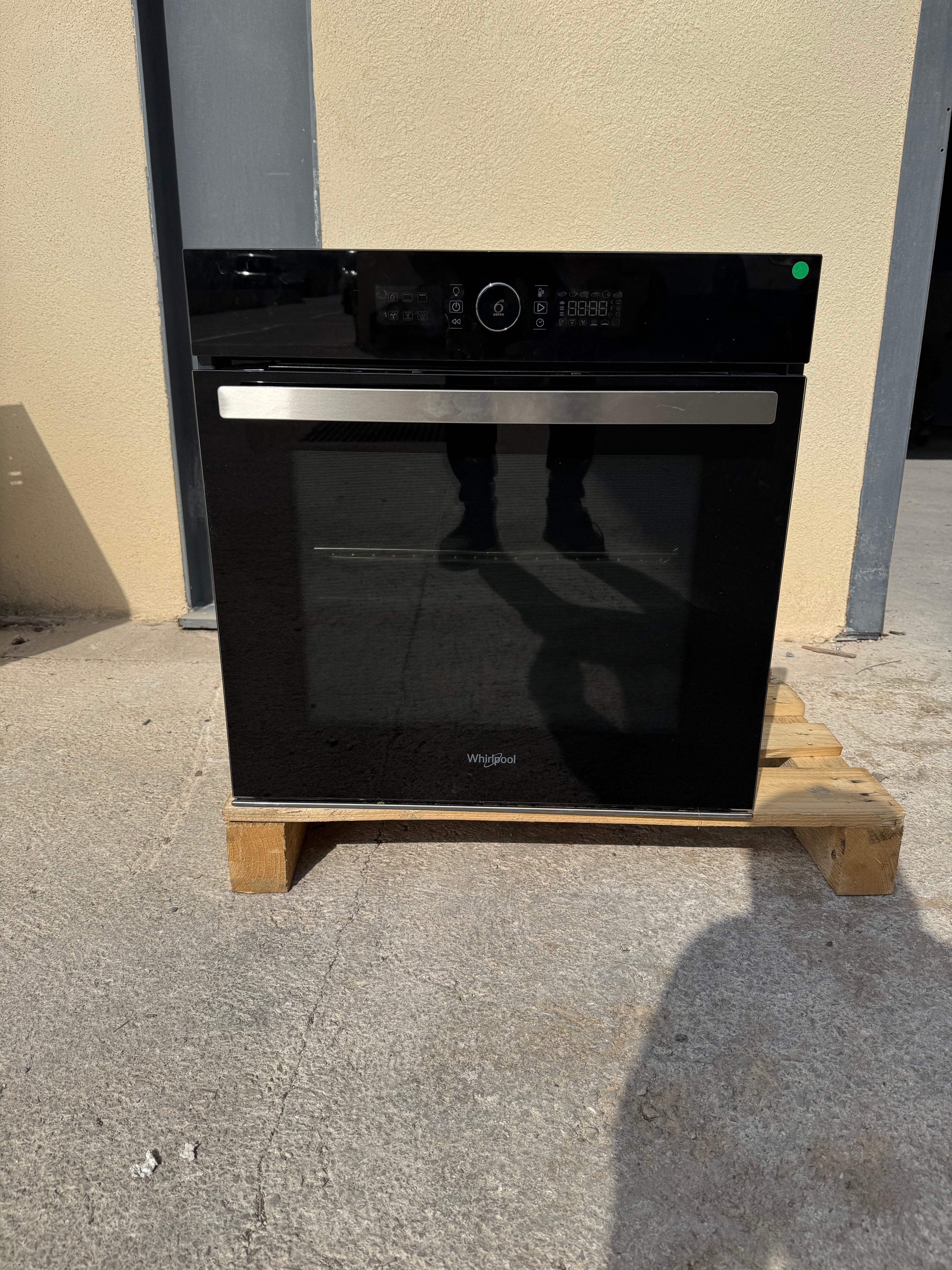 Four Encastrable WHIRLPOOL Pyrolyse GARANTIE 1 AN