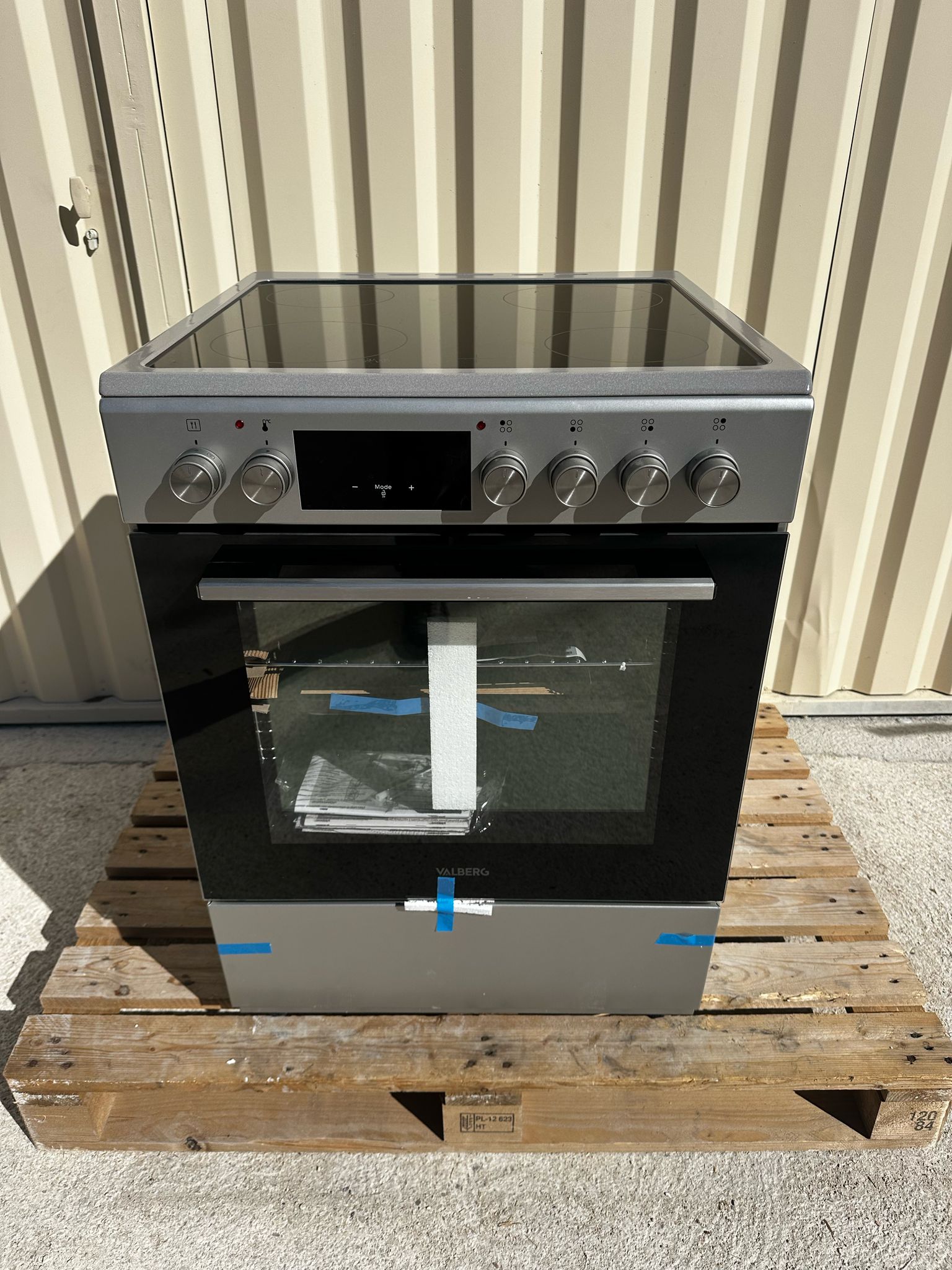 Cuisinière Vitrocéramique VALBERG 4 Foyers NEUVE ( Jamais Servie ) GARANTIE 1 AN