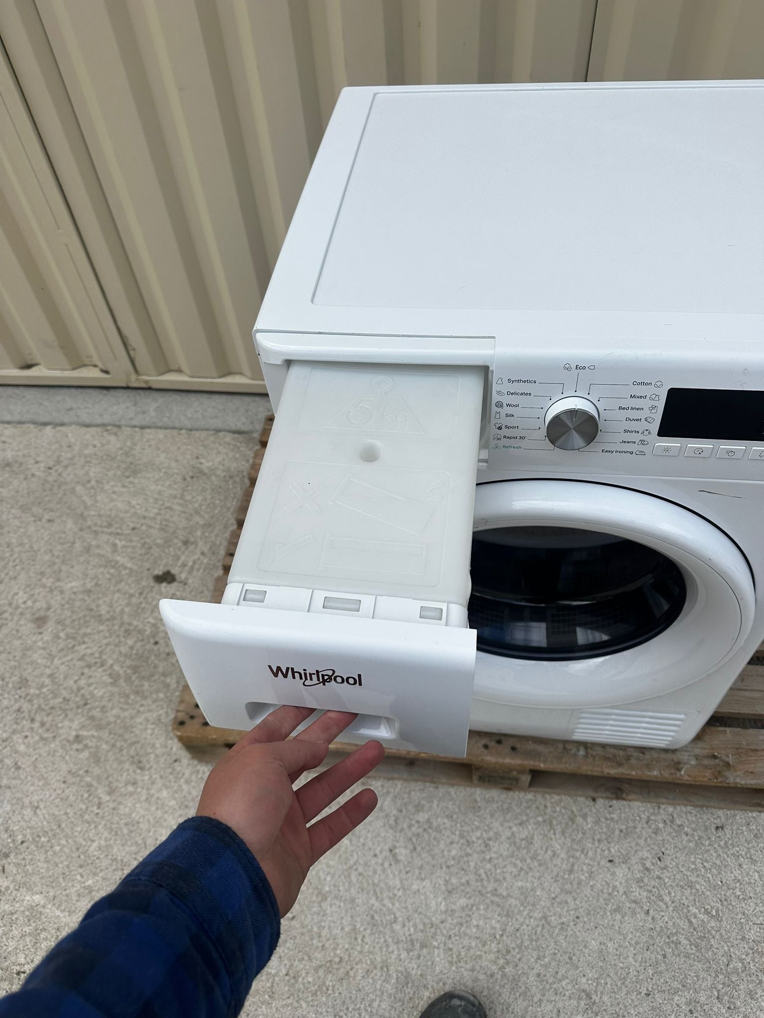 Sèche-Linge WHIRLPOOL 8 Kg Quasi NEUF ( Très Peu Servi ) GARANTIE 1 AN