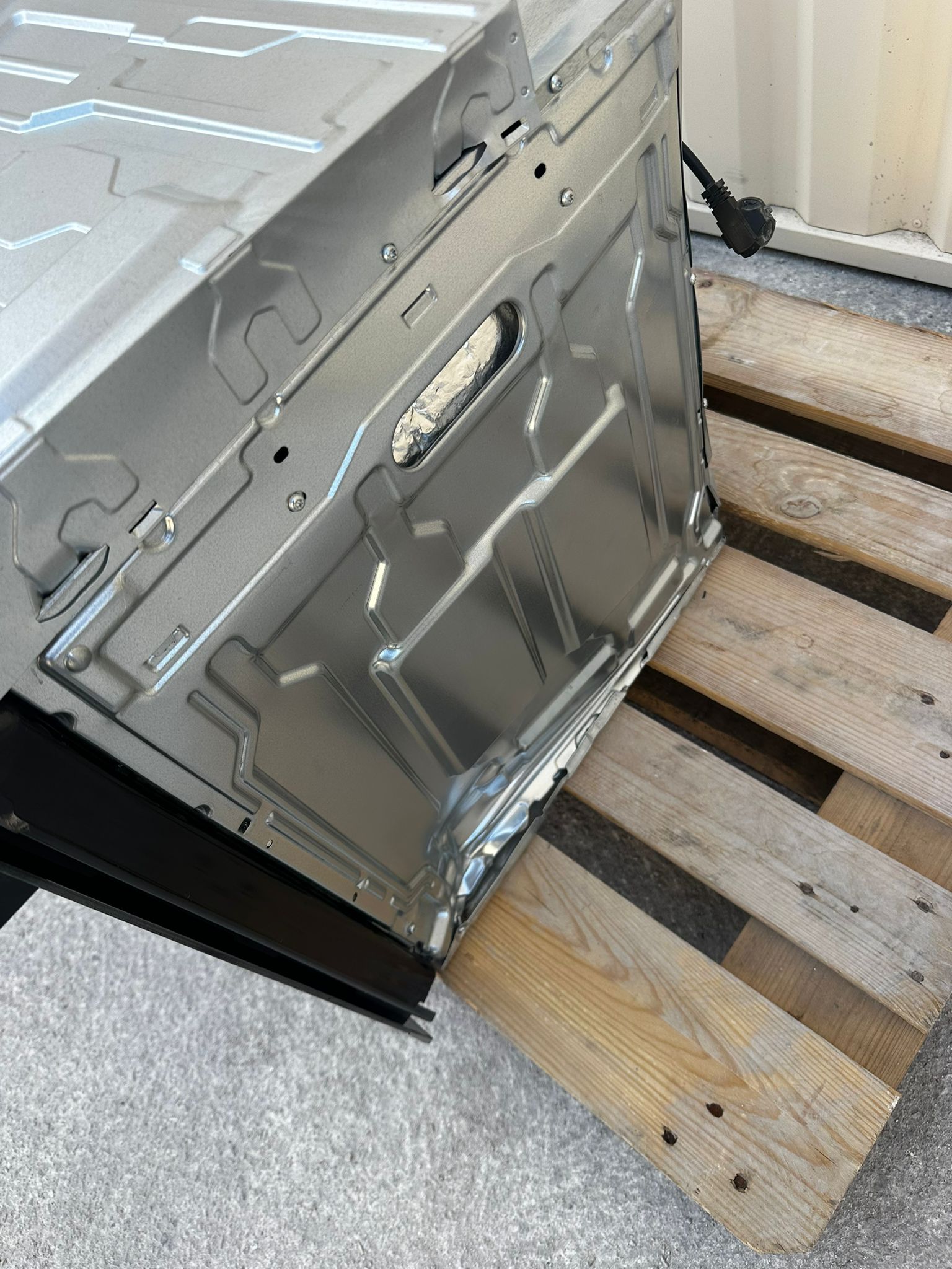 Four Encastrable HISENSE Avec Pyrolyse NEUF ( Avec Défaut d’Aspect ) GARANTIE 1 AN