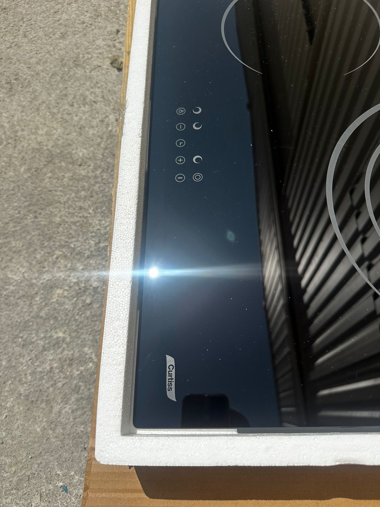 Plaque De Cuisson Vitrocéramique CURTISS 3 Foyers Neuve ( Jamais Servie ) GARANTIE 2 ANS