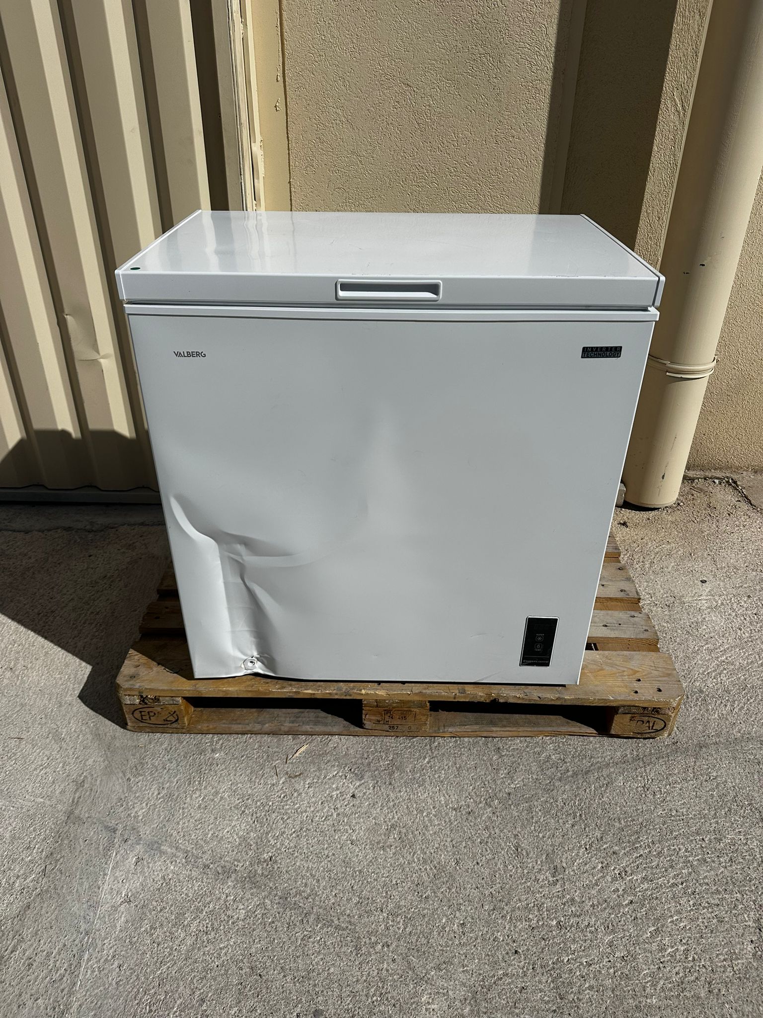 Congélateur Coffre VALBERG Neuf ( Avec Défaut d’Aspect ) GARANTIE 1 AN