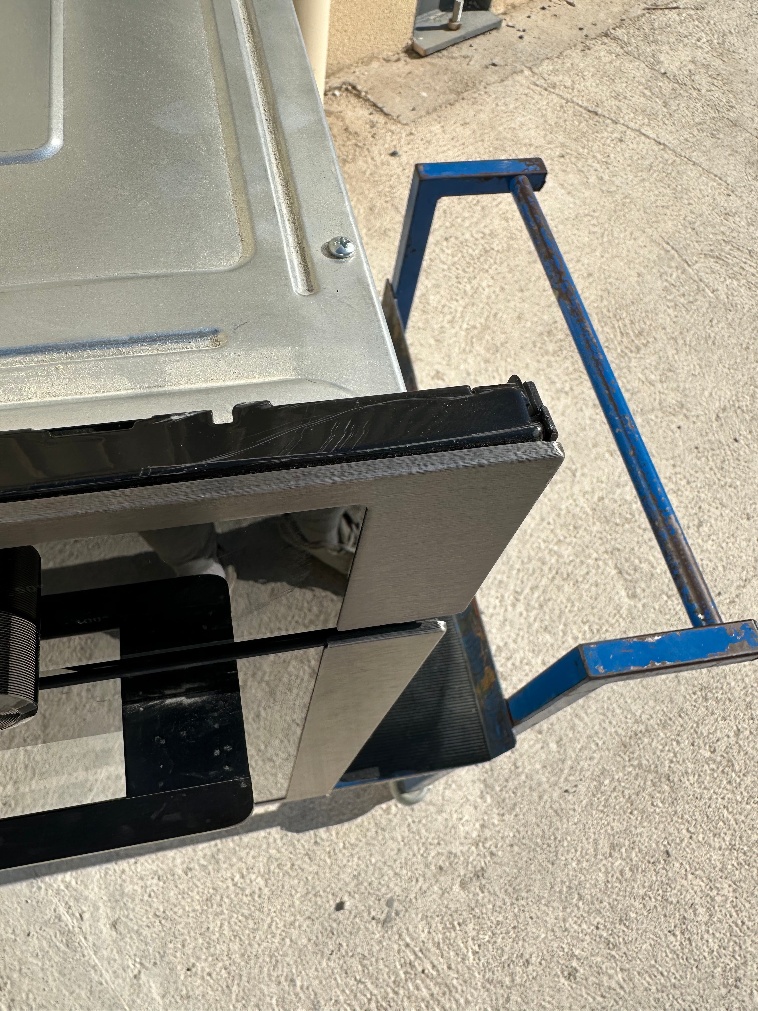 Four Encastrable VALBERG Avec Catalyse NEUF ( Jamais Servi ) GARANTIE 1 AN