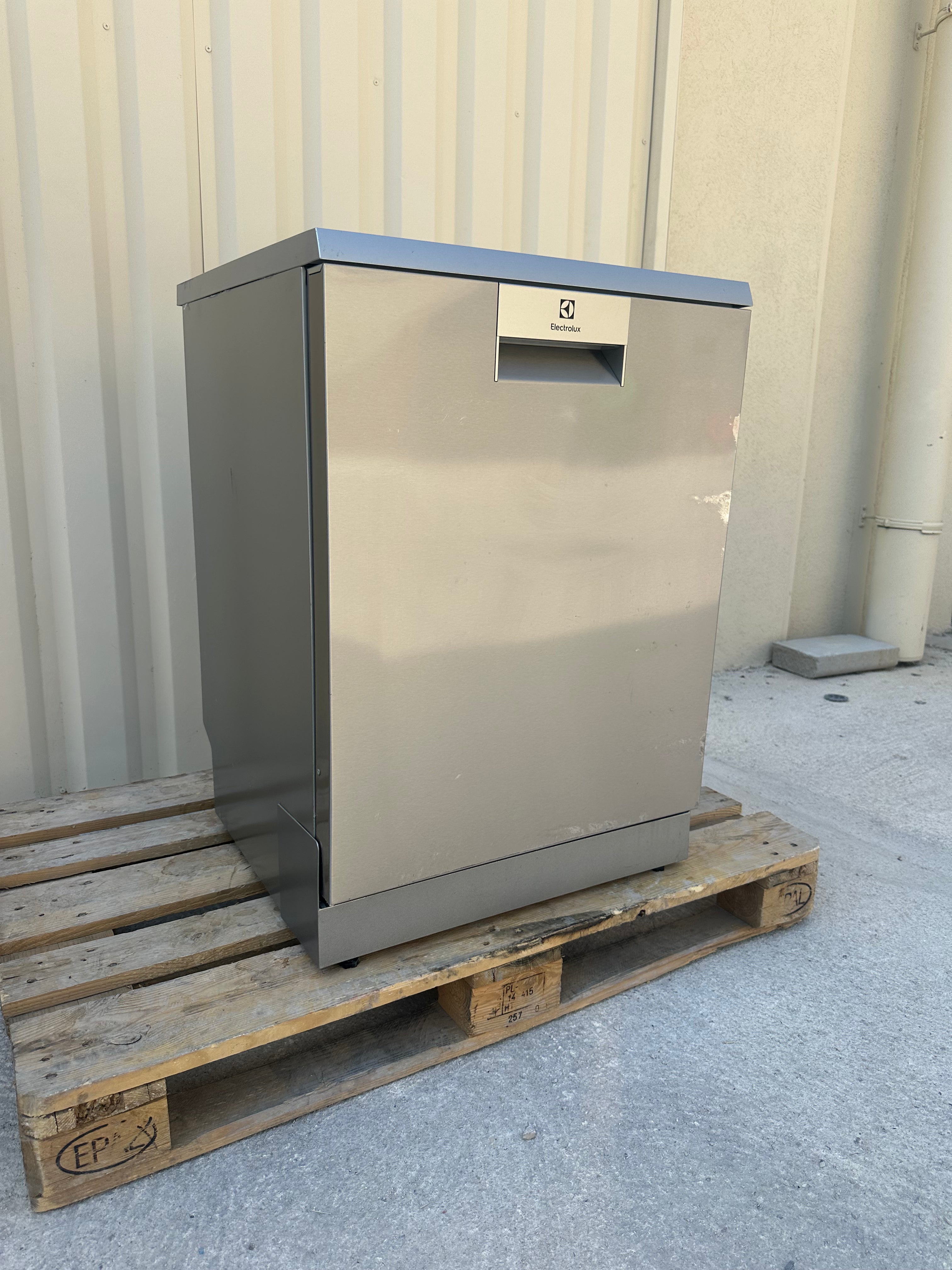 Lave-Vaisselle ELECTROLUX 13 Couverts GARANTIE 2 ANS