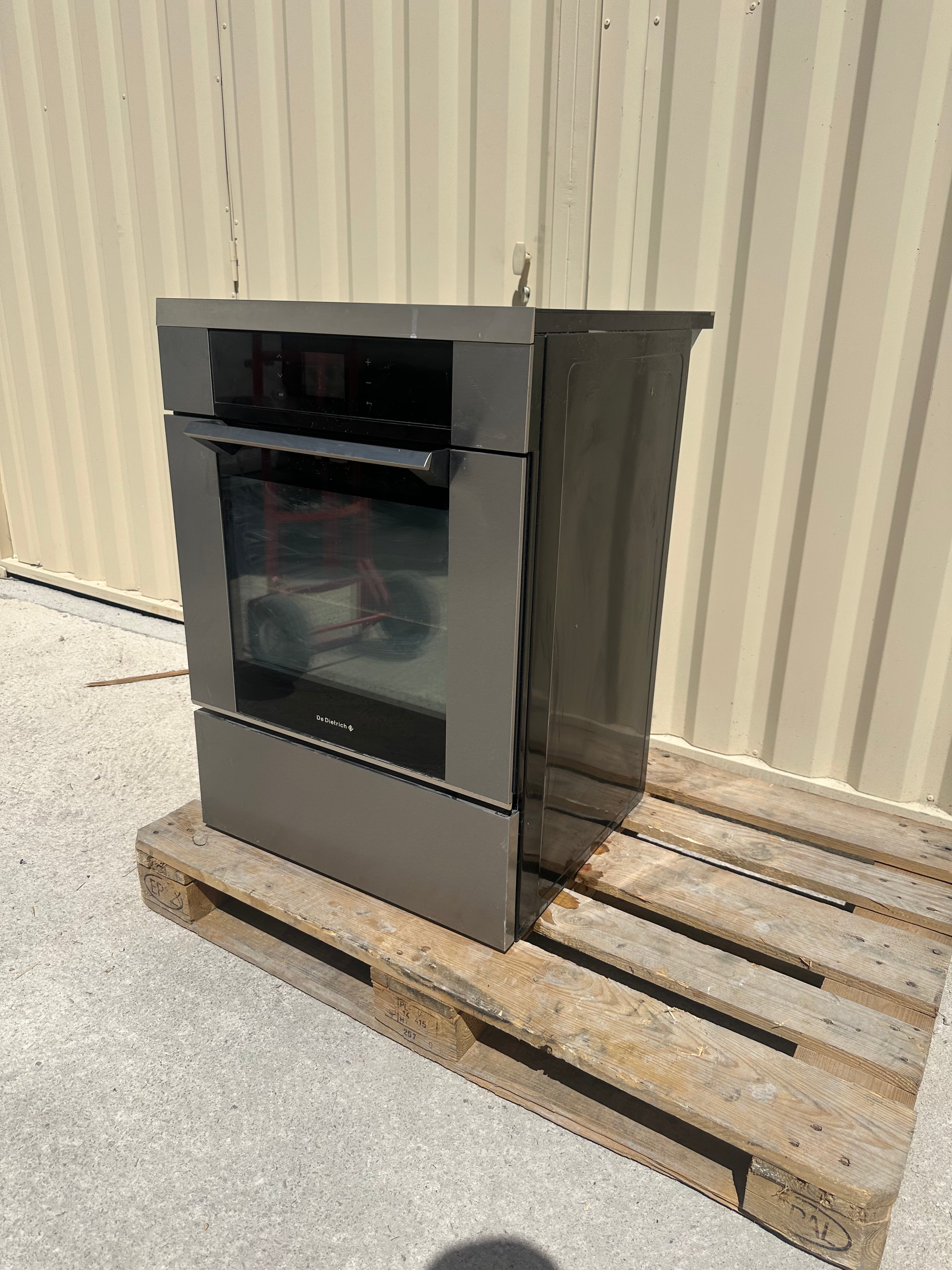 Cuisiniere DeDietrich INDUCTION 4 Foyers GARANTIE 1 AN