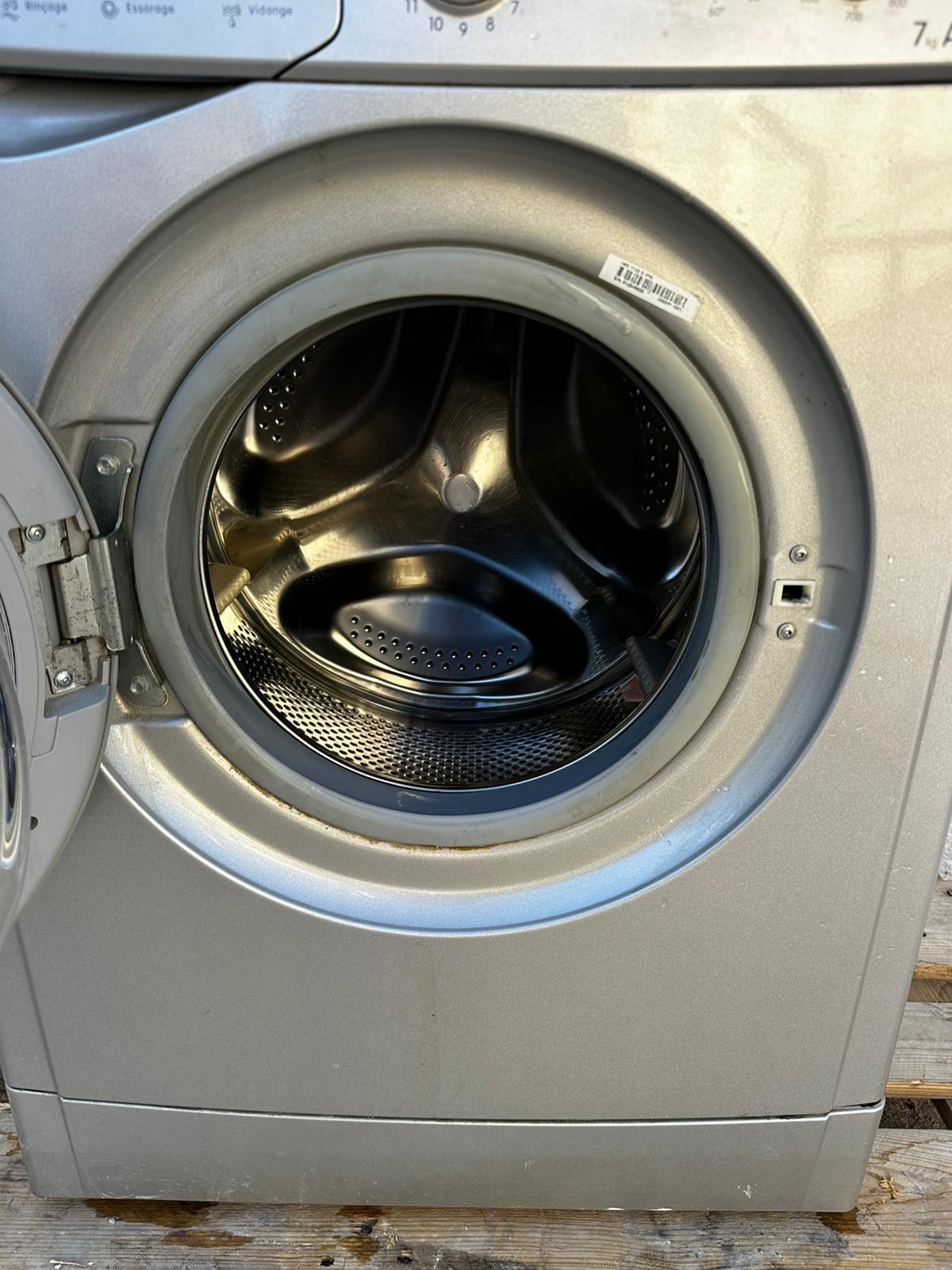 Lave-Linge INDESIT 7 Kg GARANTIE 1 AN