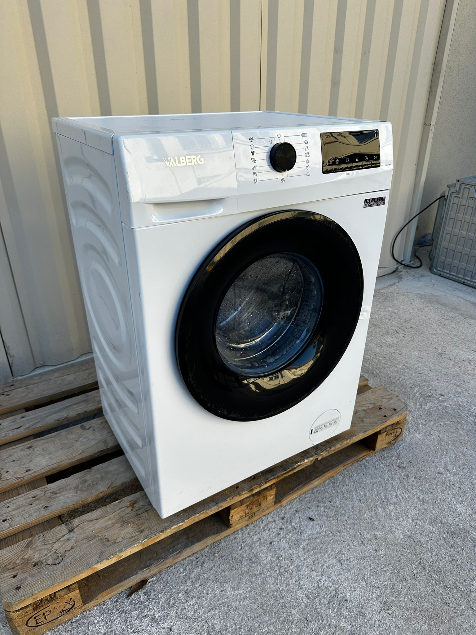 Lave-Linge VALBERG 8 Kg NEUF ( Avec Défaut d’Aspect ) GARANTIE 1 AN
