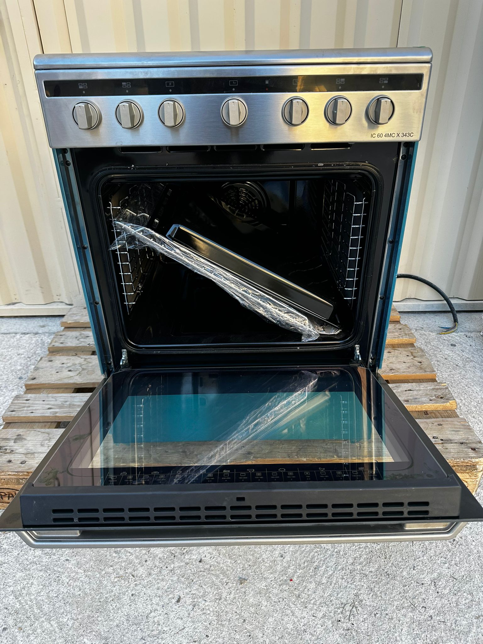 Cuisinière Induction VALBERG Neuve ( Jamais Servie ) GARANTIE 2 ANS