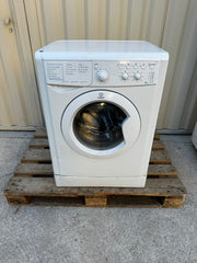 Lave-Linge INDESIT 5 Kg GARANTIE 1 AN