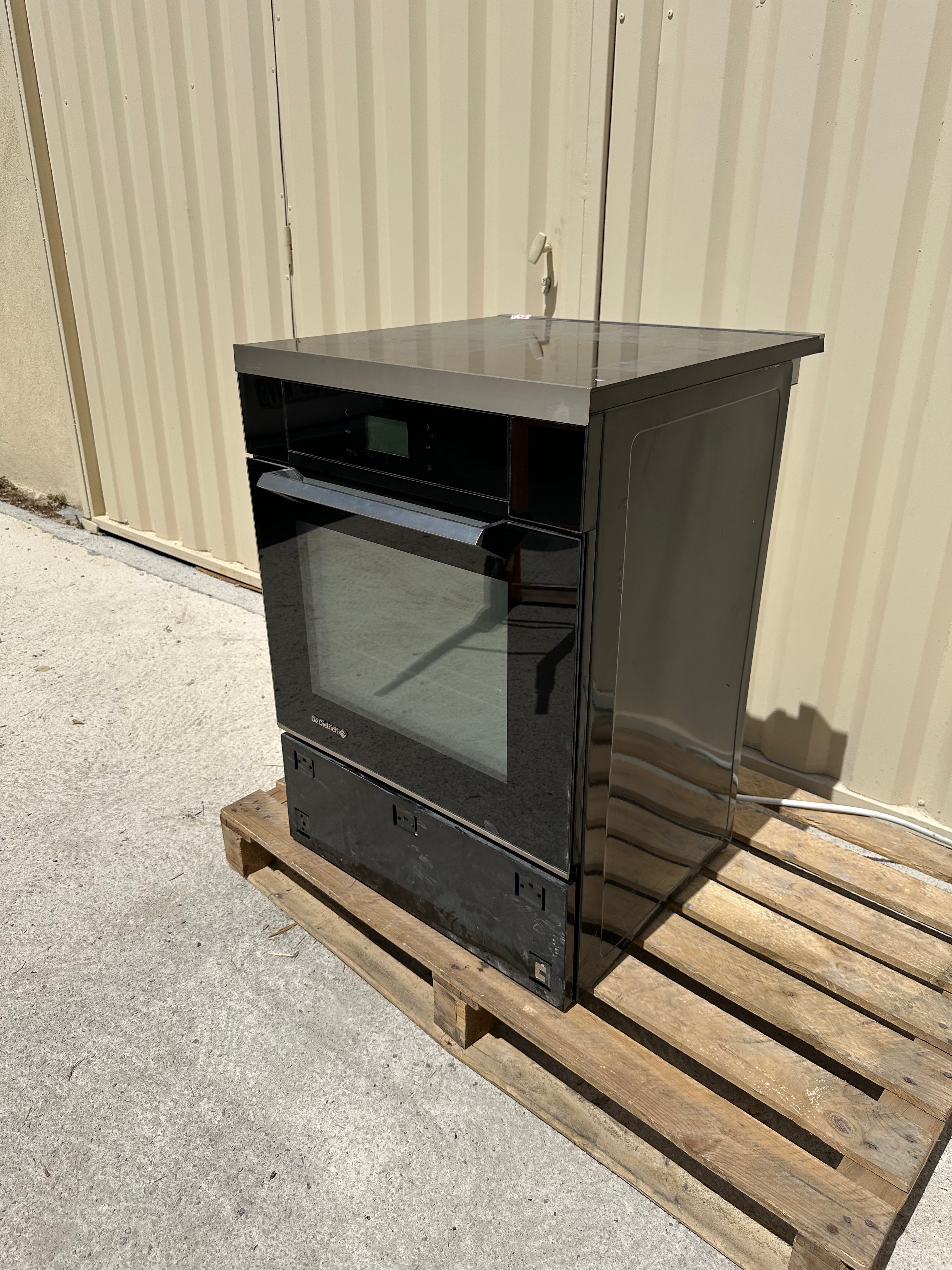 Cuisinière Induction DEDIETRICH 4 Foyers GARANTIE 1 AN