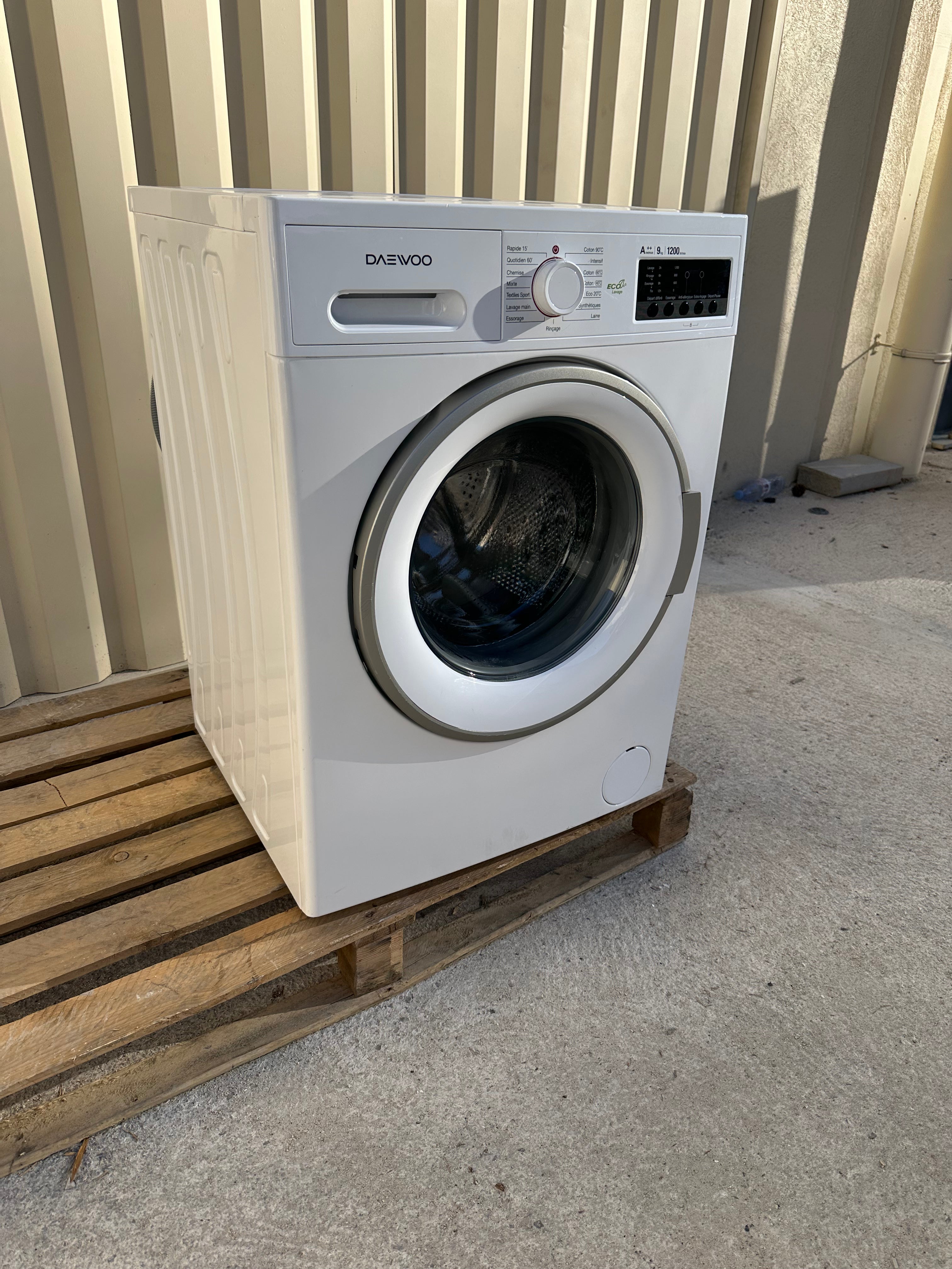 Lave-Linge DAEWOO 9 Kg GARANTIE 1 AN