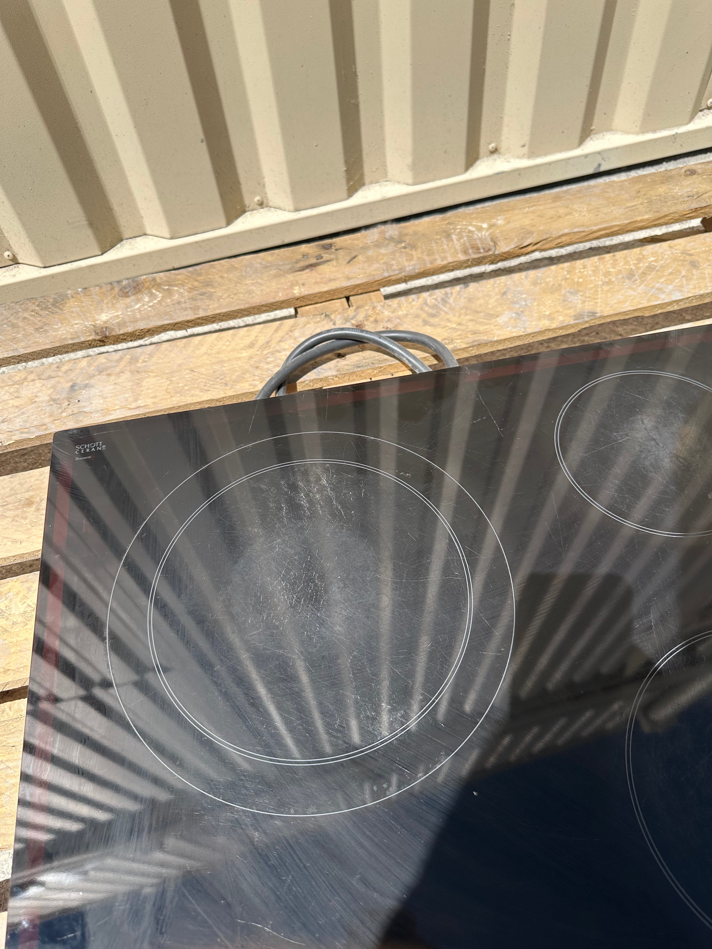 Plaque Vitrocéramique BOSCH 3 Foyers GARANTIE 1 AN