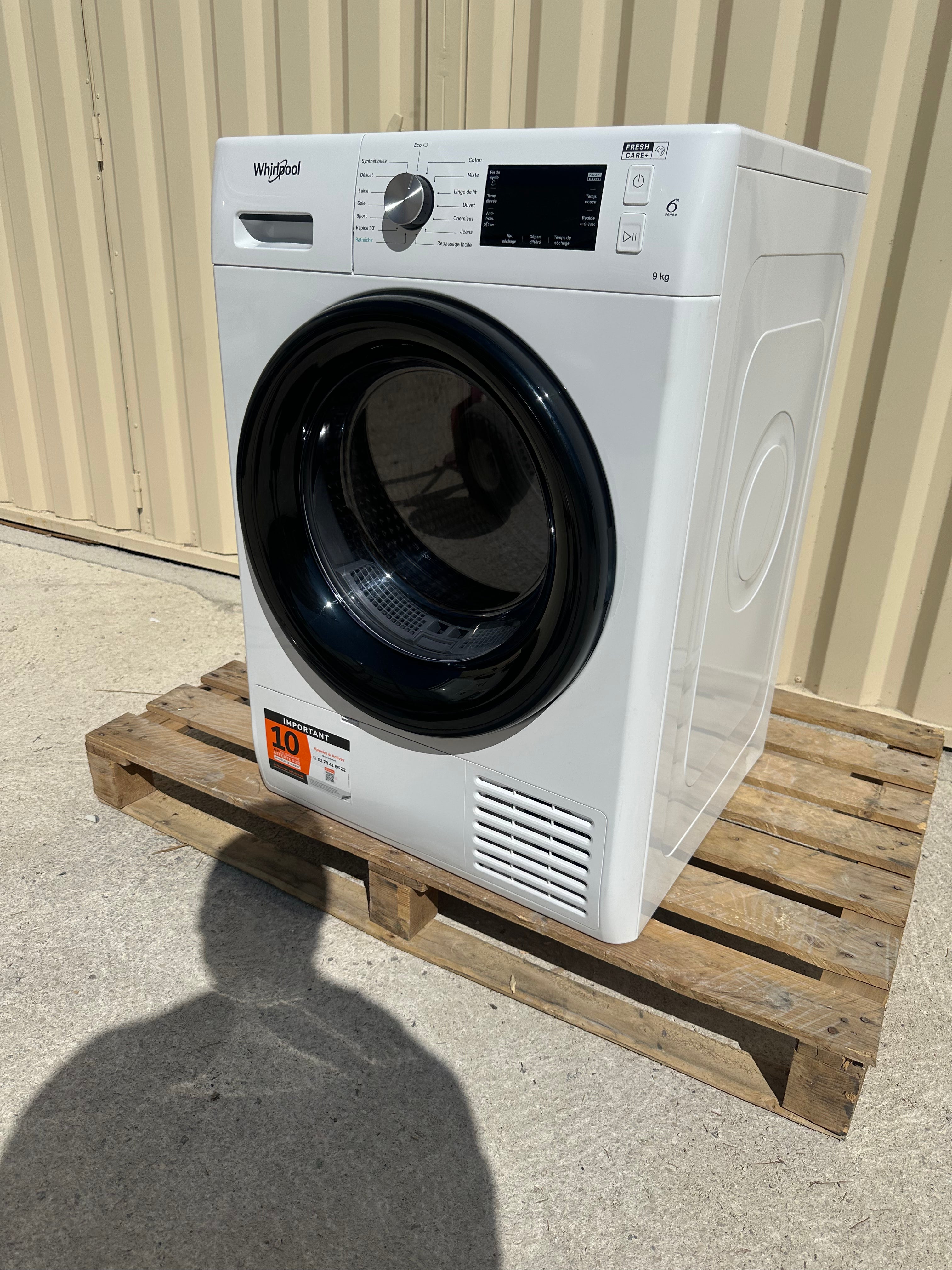 Sèche-Linge WHIRLPOOL 9 Kg Comme NEUF  ( Très Peu Servi ) GARANTIE 2 ANS
