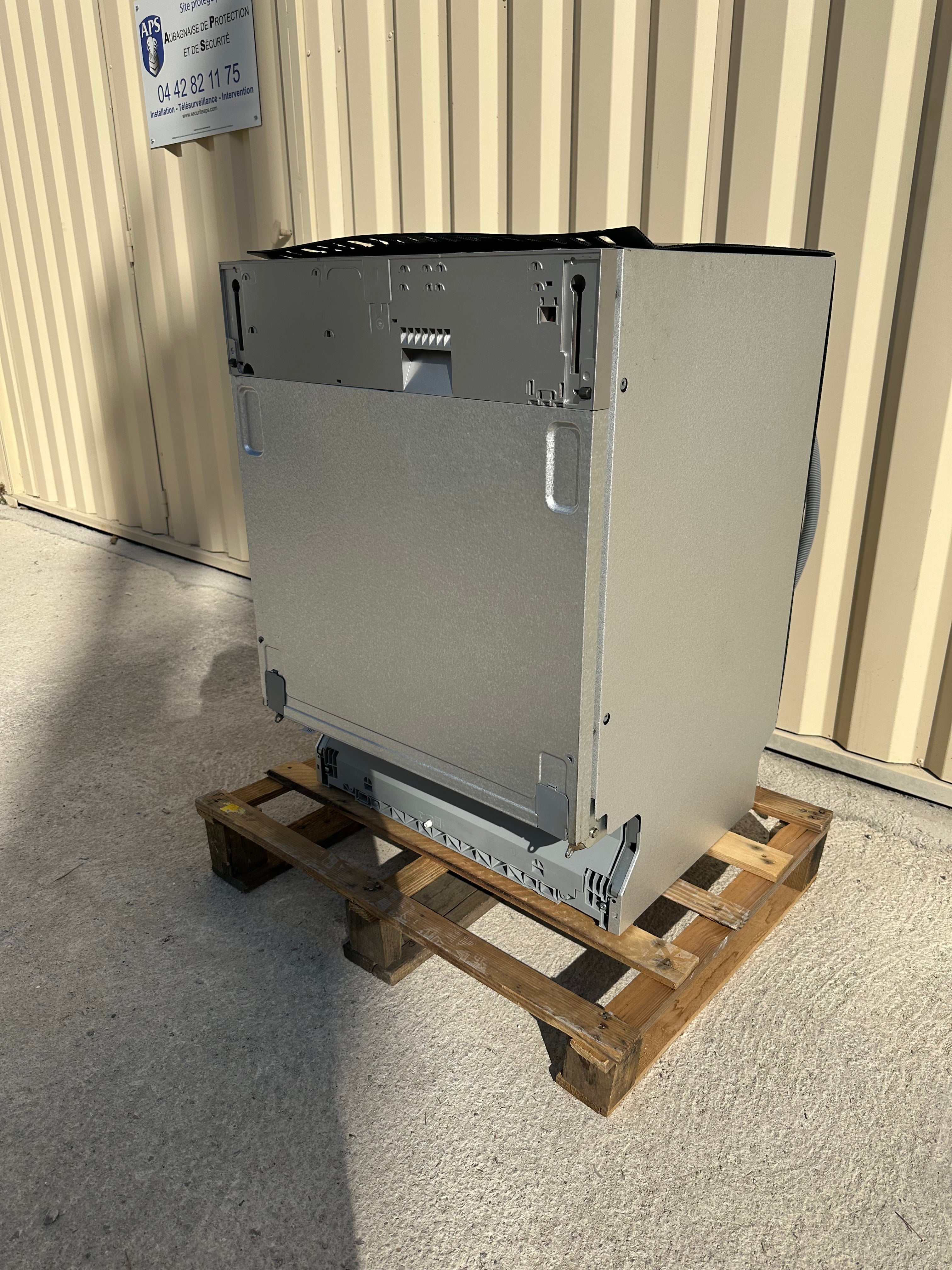 Lave-Vaisselle Encastrable SMEG 13 Couverts Comme Neuf ( Très Peu Servi ) GARANTIE 1 AN