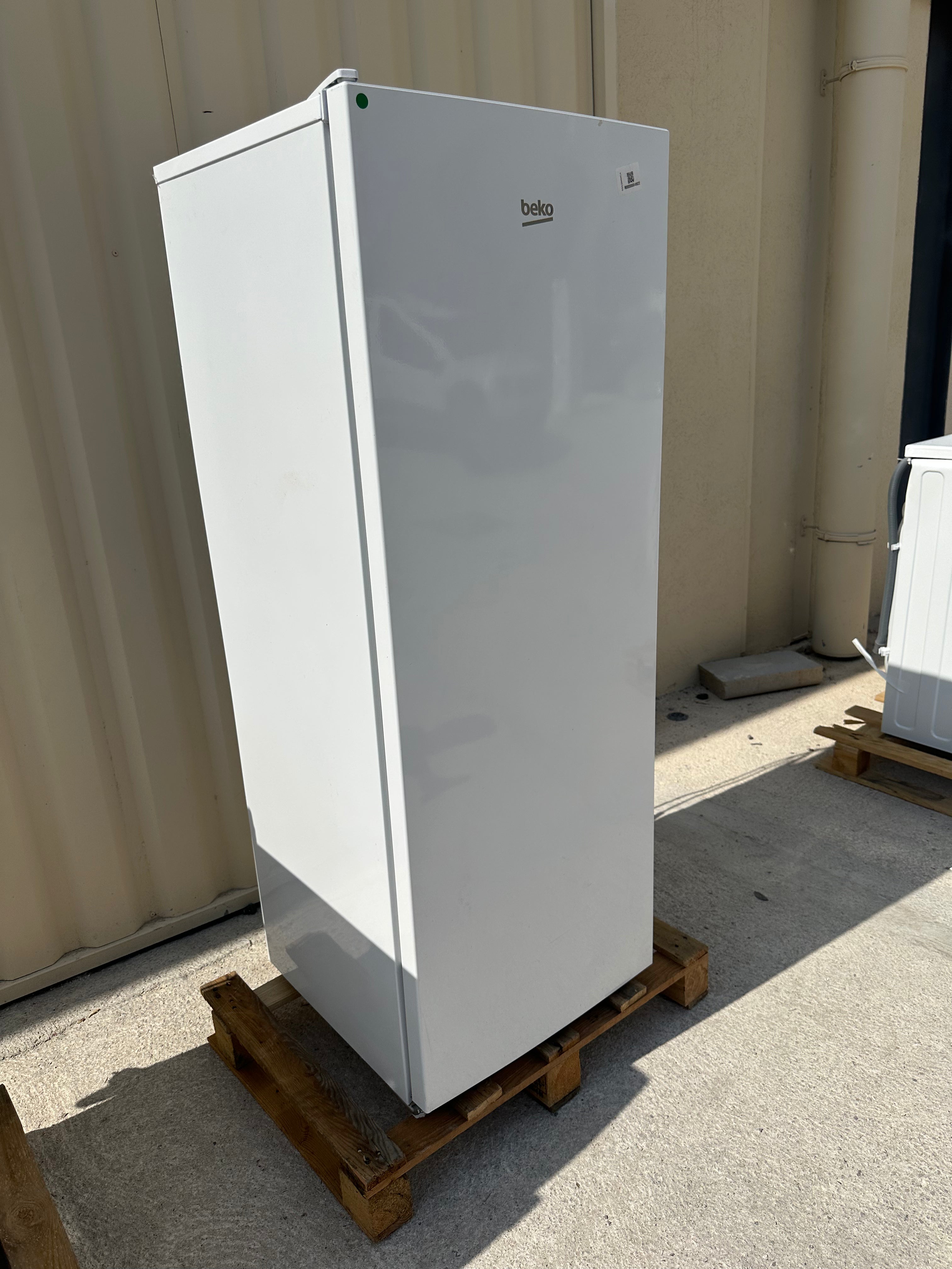 Congélateur Armoire BEKO Format Moyen GARANTIE 1 AN