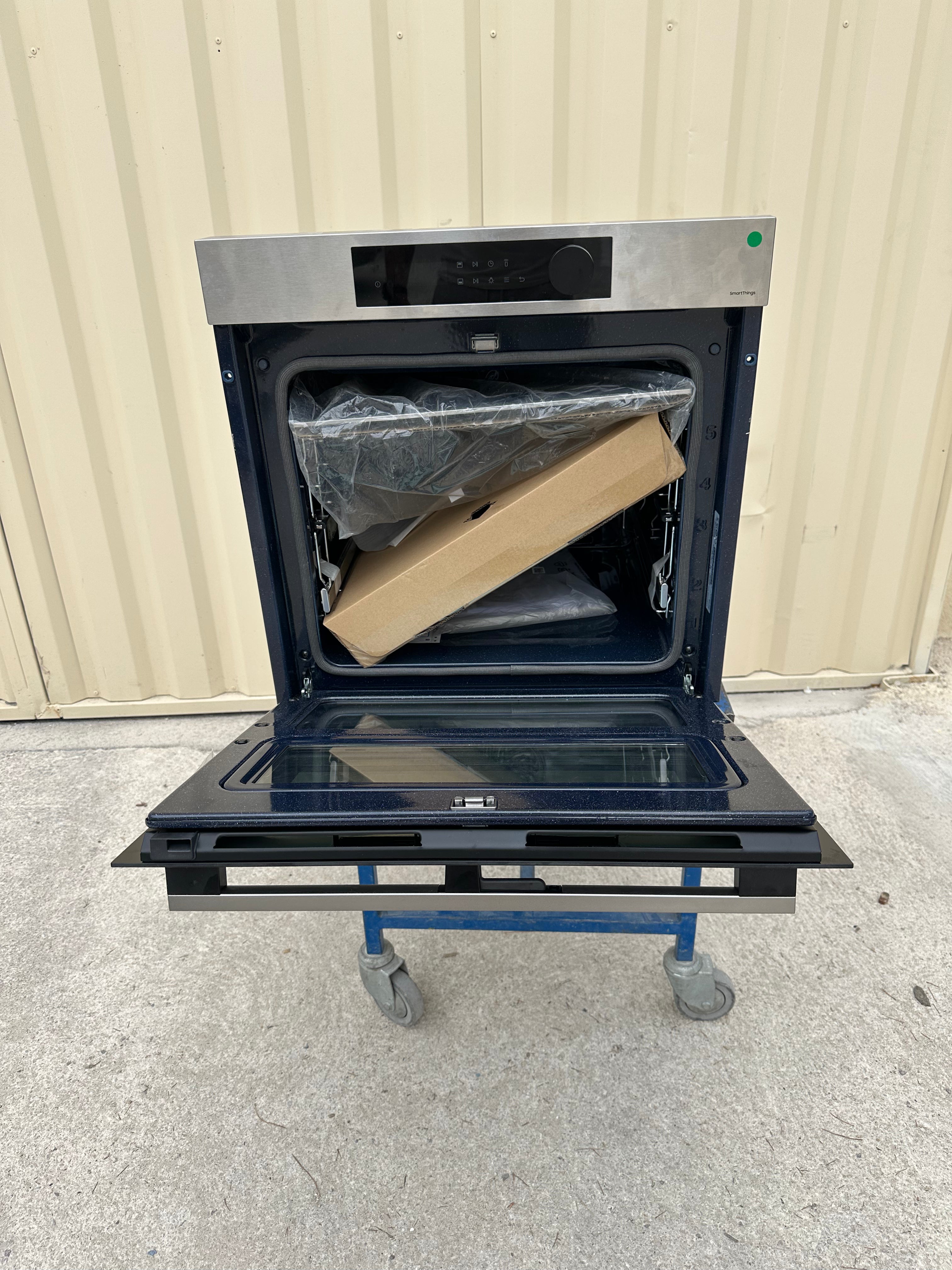 Four Encastrable SAMSUNG Dual Cook Pyrolyse NEUF ( Jamais Servi ) GARANTIE 2 ANS