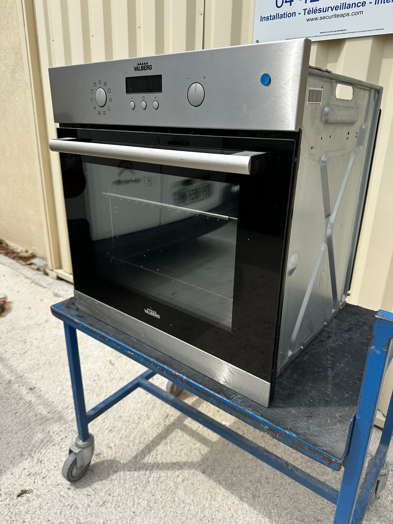 Four Encastrable VALBERG Avec Pyrolyse GARANTIE 1 AN