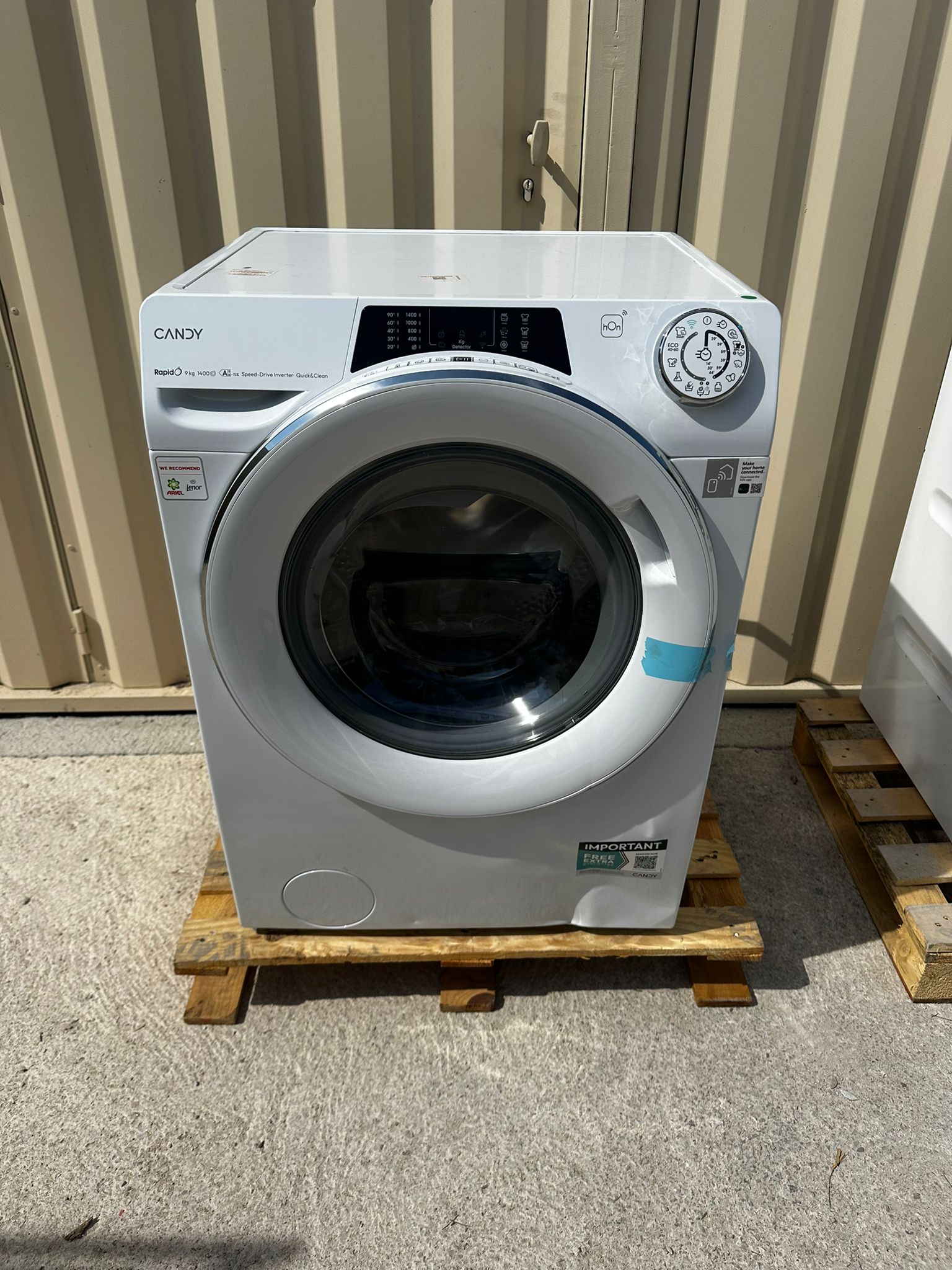 Lave-Linge CANDY 9 Kg Neuf ( Avec Défaut d’Aspect ) GARANTIE 1 AN