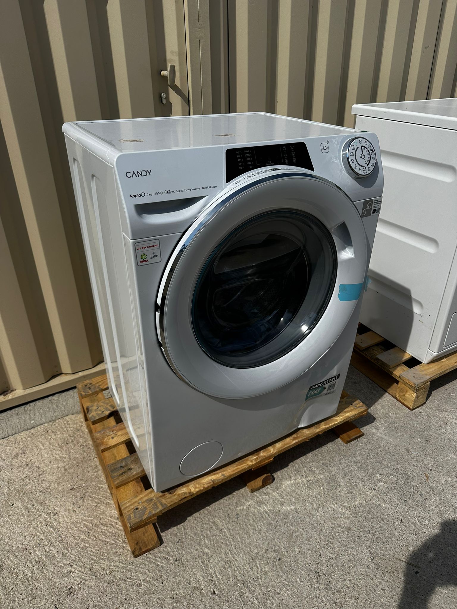 Lave-Linge CANDY 9 Kg Neuf ( Avec Défaut d’Aspect ) GARANTIE 1 AN