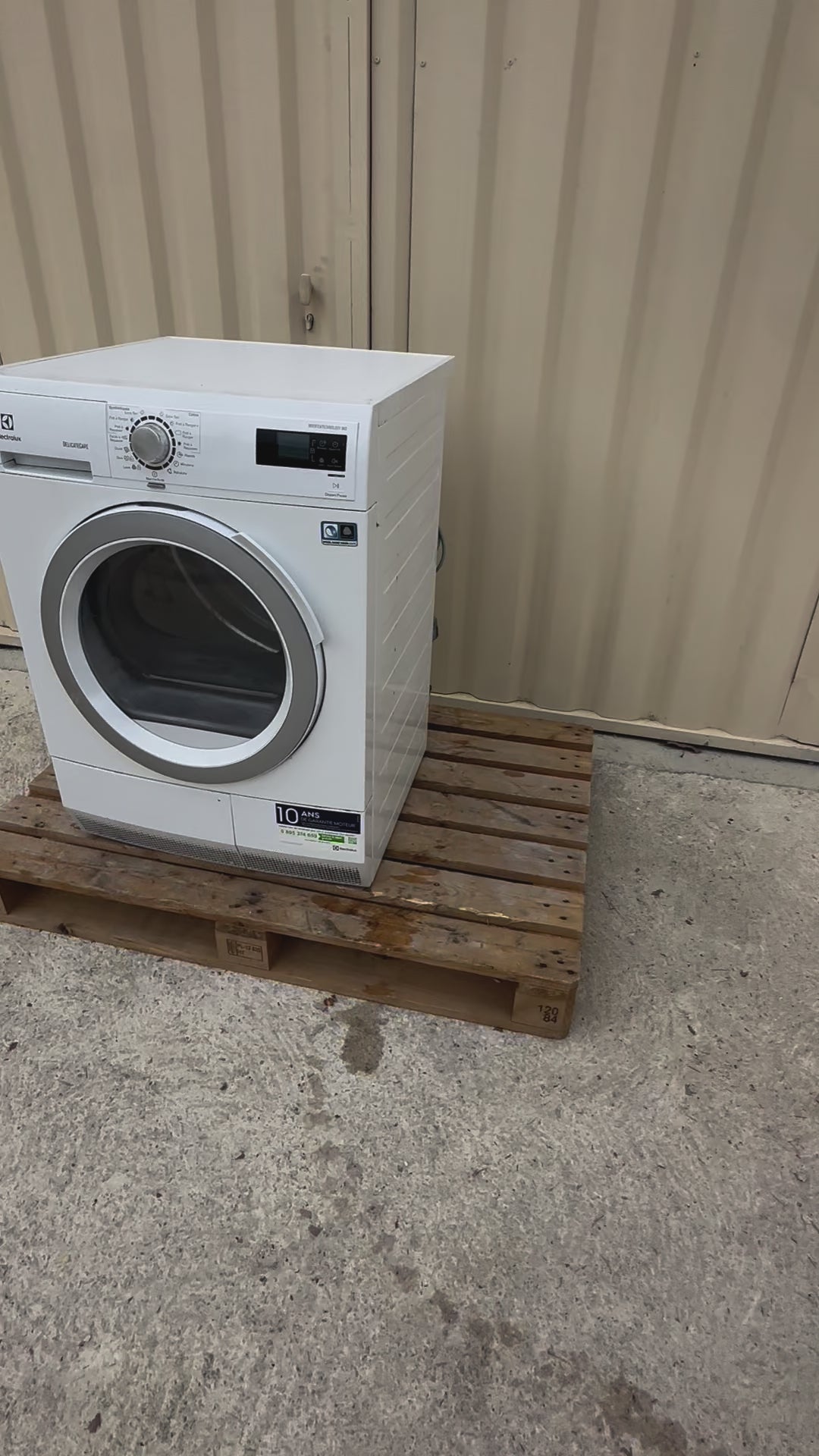 Charger la vidéo : Seche-Linge ELECTROLUX 9 Kg Pompe à Chaleur GARANTIE 1 AN