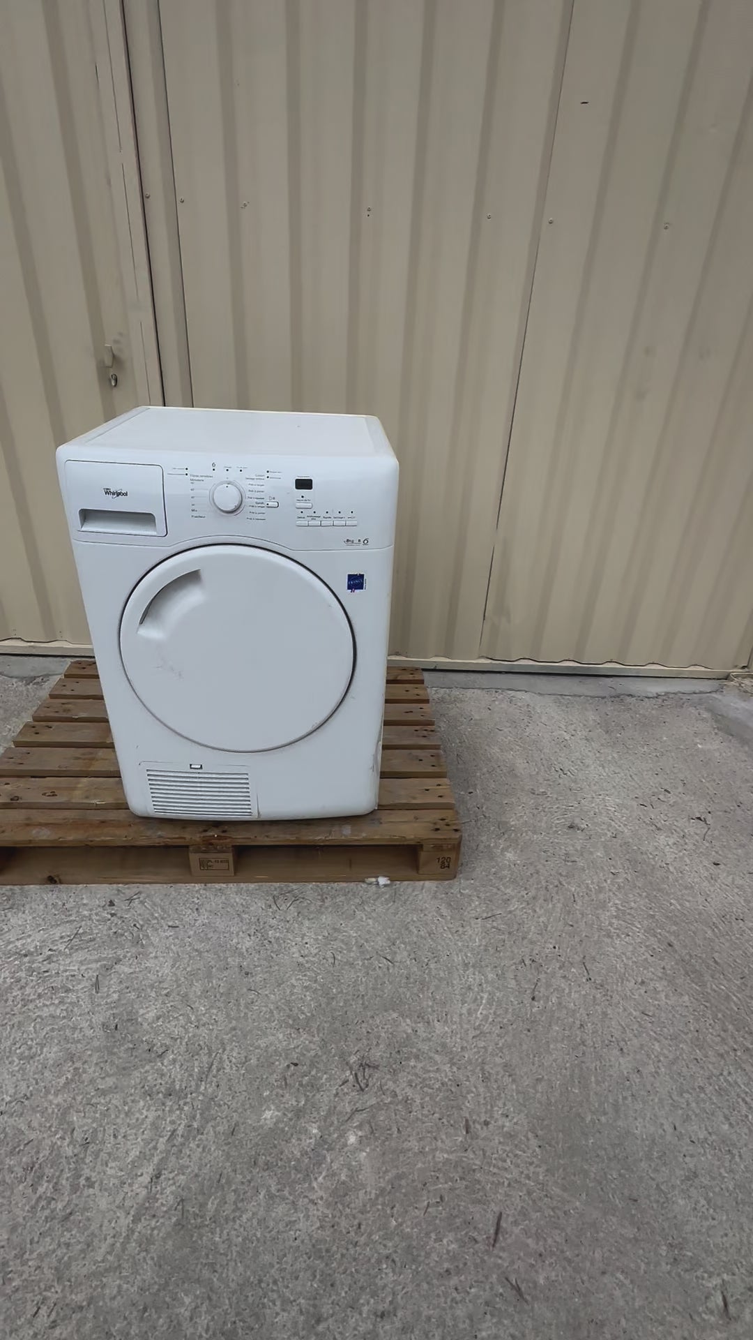 Charger la vidéo : Seche-Linge WHIRLPOOL 8Kg Garantie 1 An