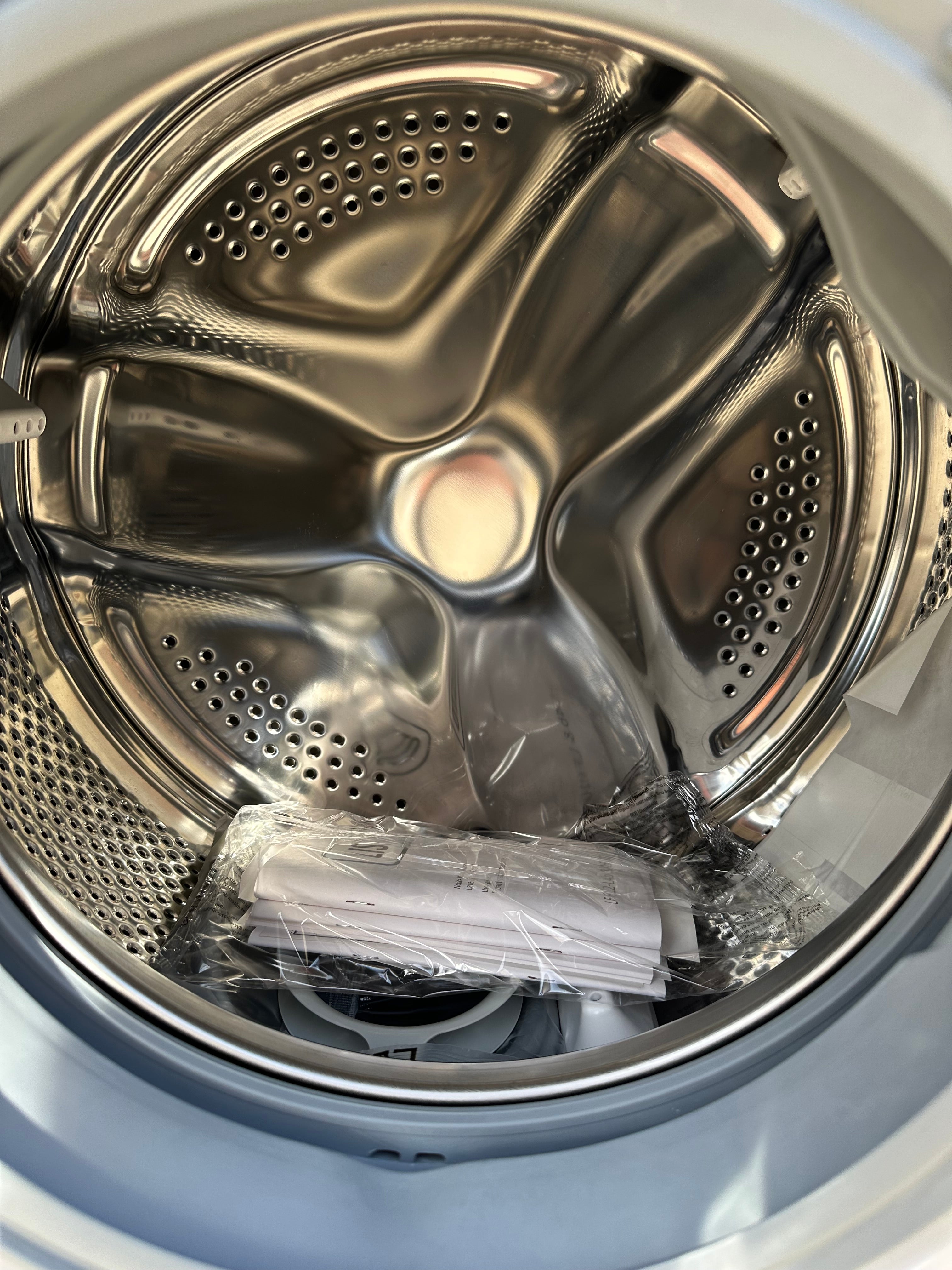 Lave-Linge LISTO 6 Kg NEUF ( Avec Défaut d’Aspect ) GARANTIE 1 AN