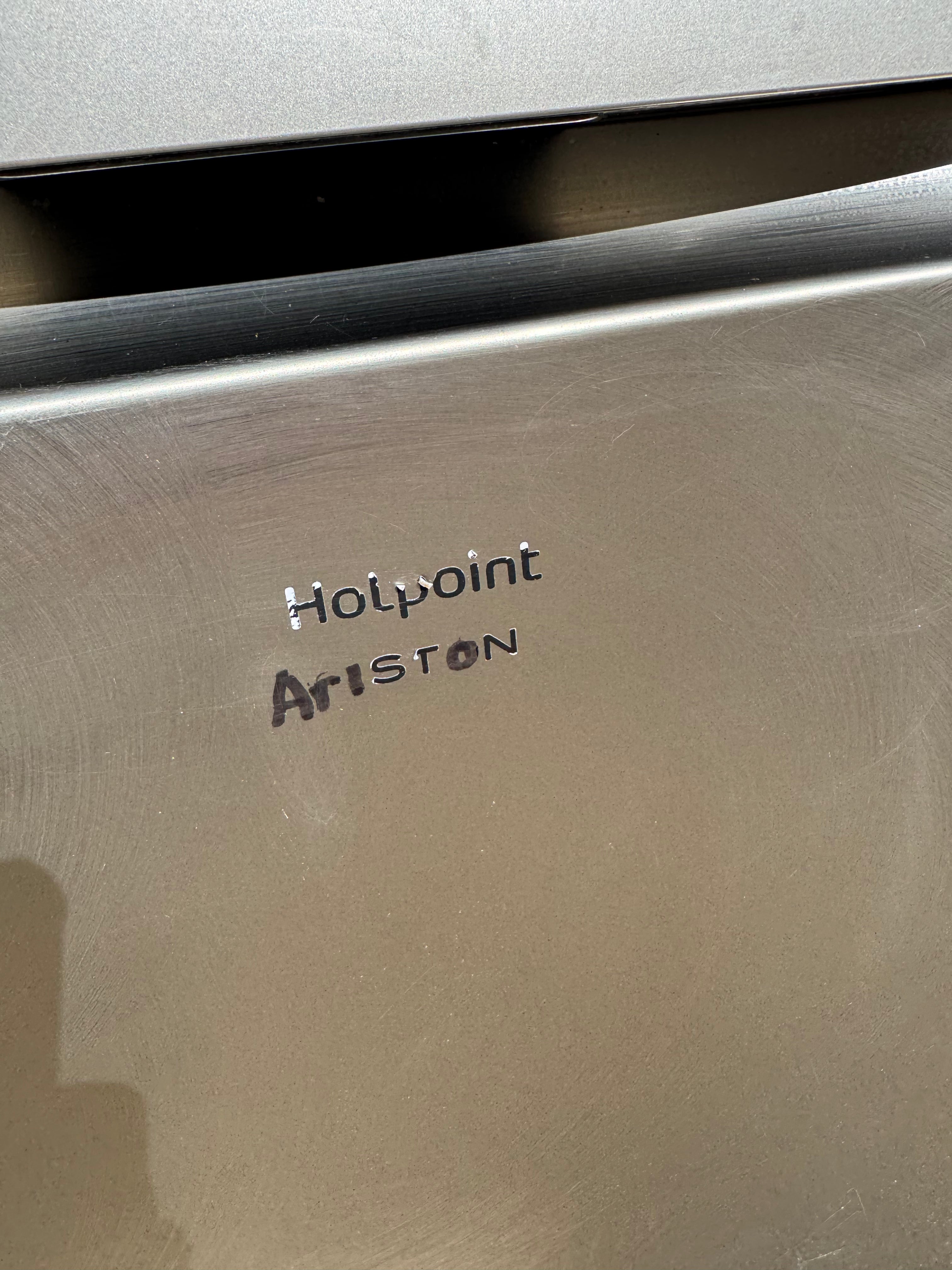 Lave-Vaisselle HOTPOINT-ARISTON 14 Couverts GARANTIE 1 AN