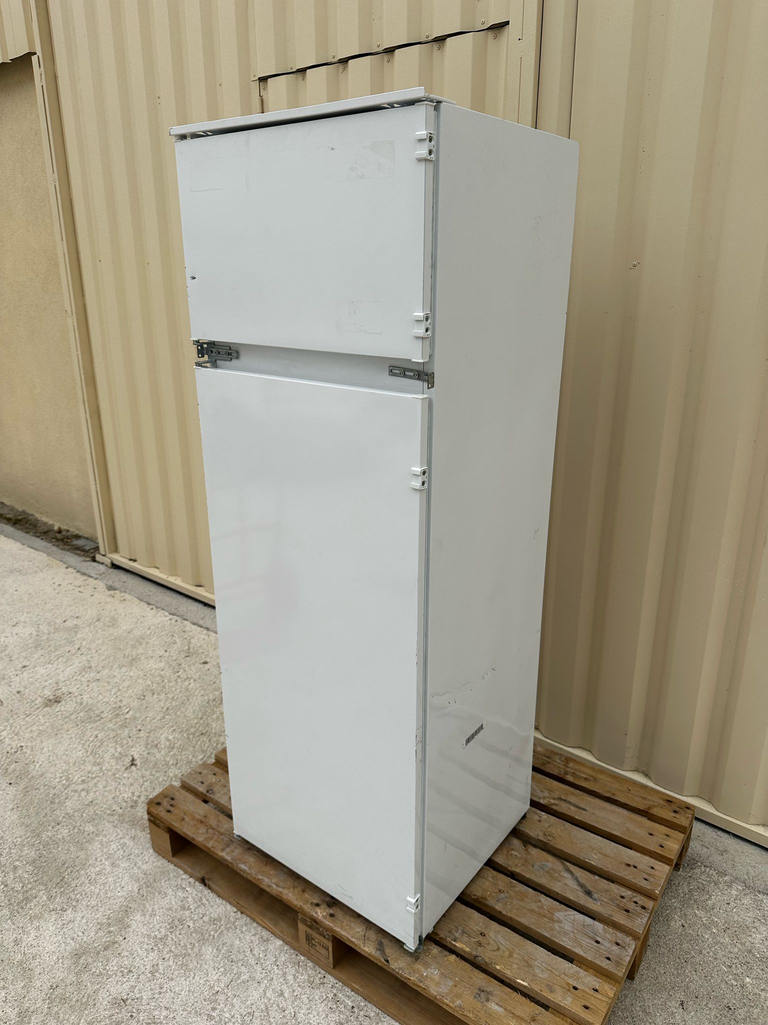 Frigo Combiné Encastrable ELECTROLUX ( Très Peu Servie ) Garantie 1 An