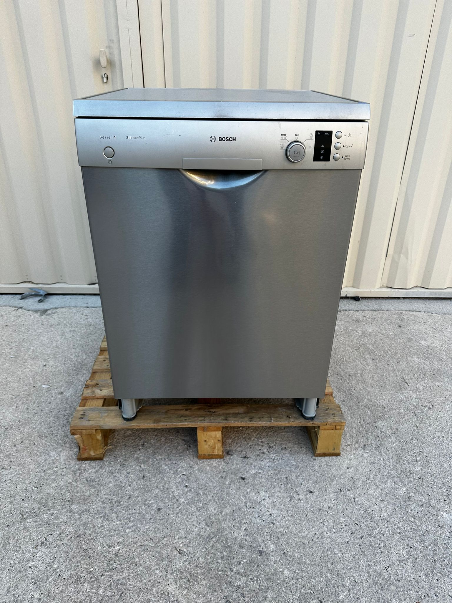 Lave-Vaisselle BOSCH 13 Couverts GARANTIE 1 AN