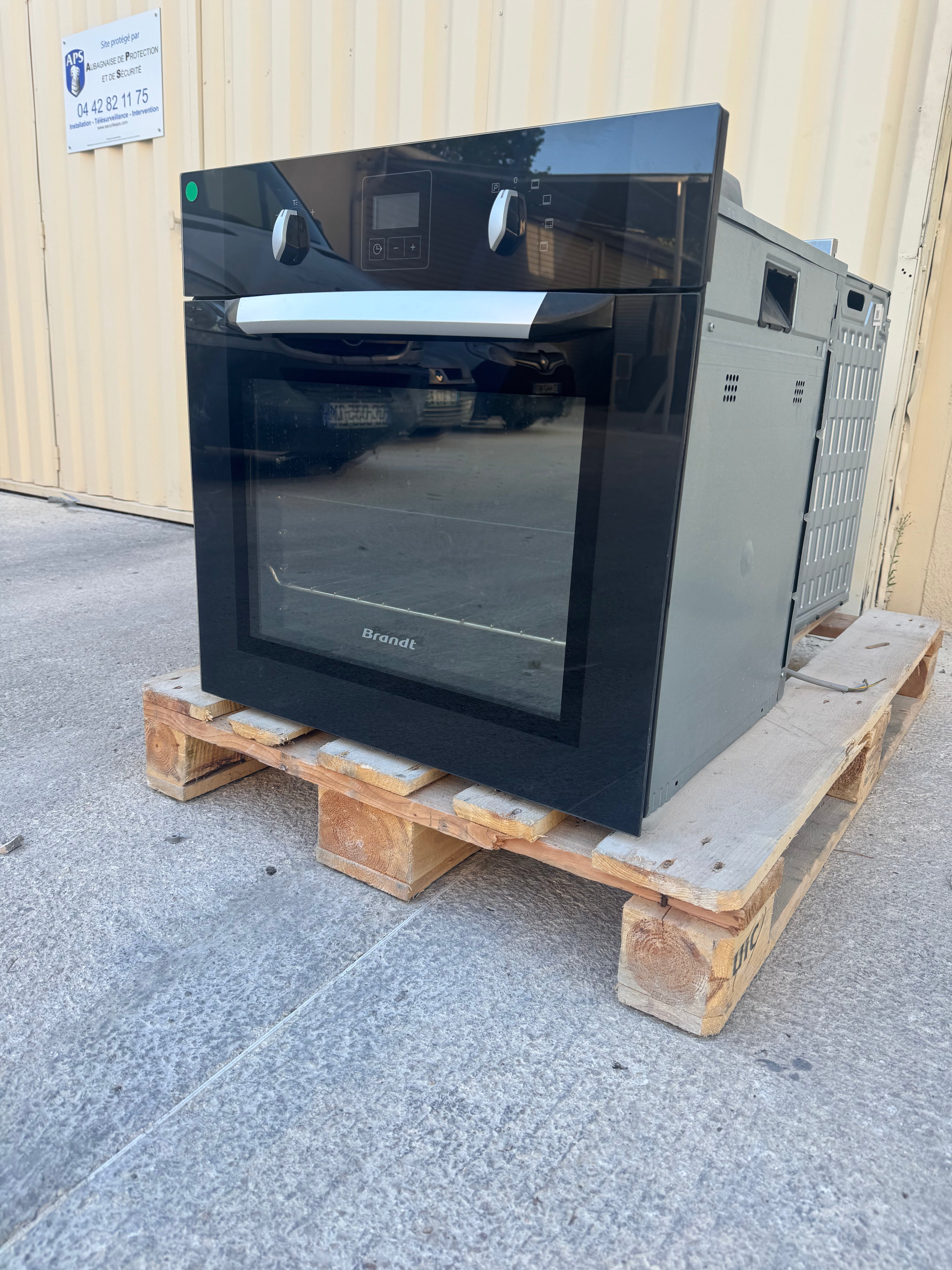 Four Encastrable BRANDT Garantie 1 An
