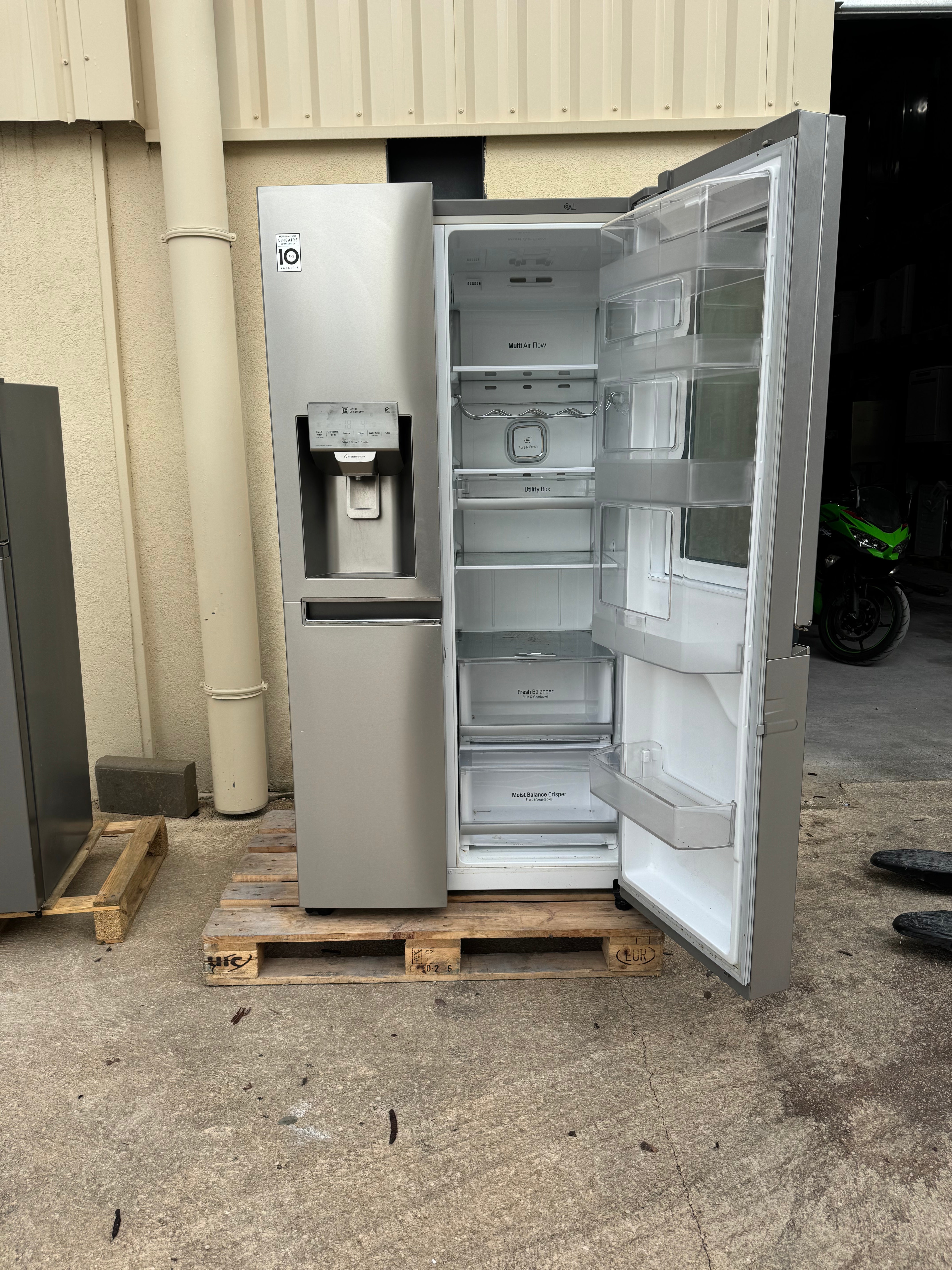 Frigo Américain LG Vitrine Avec Glaçons, Glace Pilée et Eau Fraîche GARANTIE 1 AN