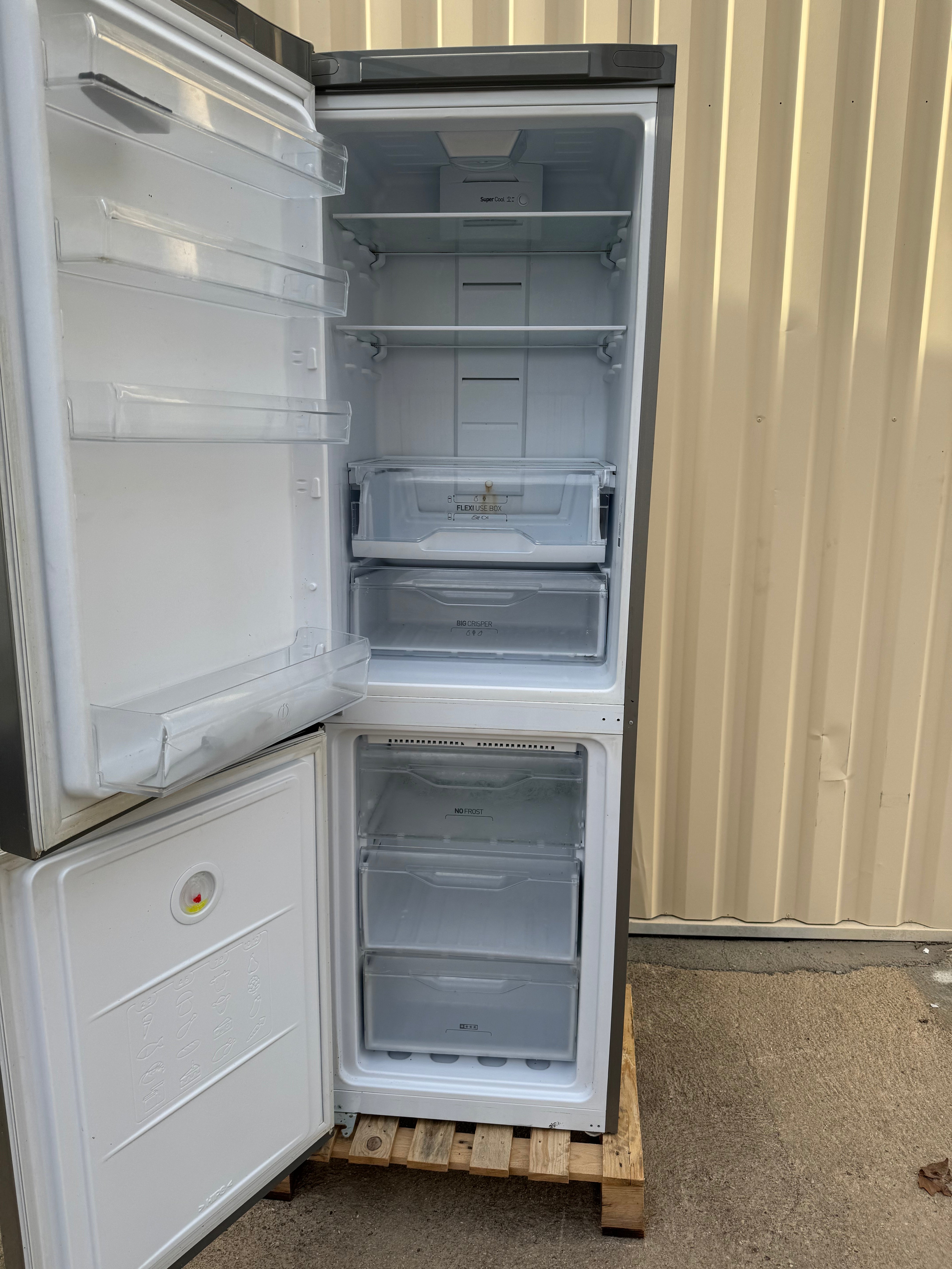 Frigo Combiné INDESIT Froid Ventilé GARANTIE 1 AN