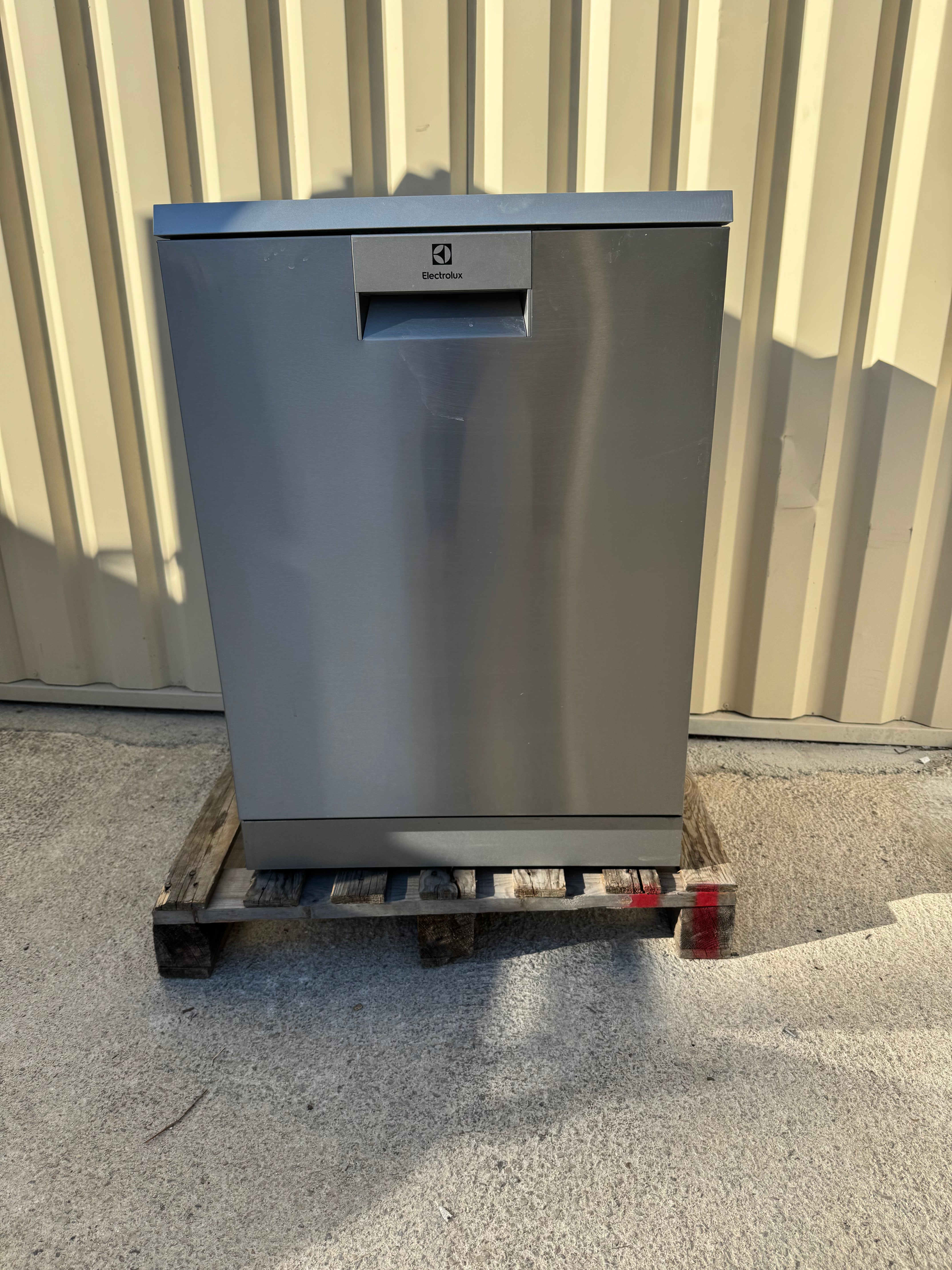 Lave-Vaisselle ELECTROLUX 13 Couverts GARANTIE 1 AN