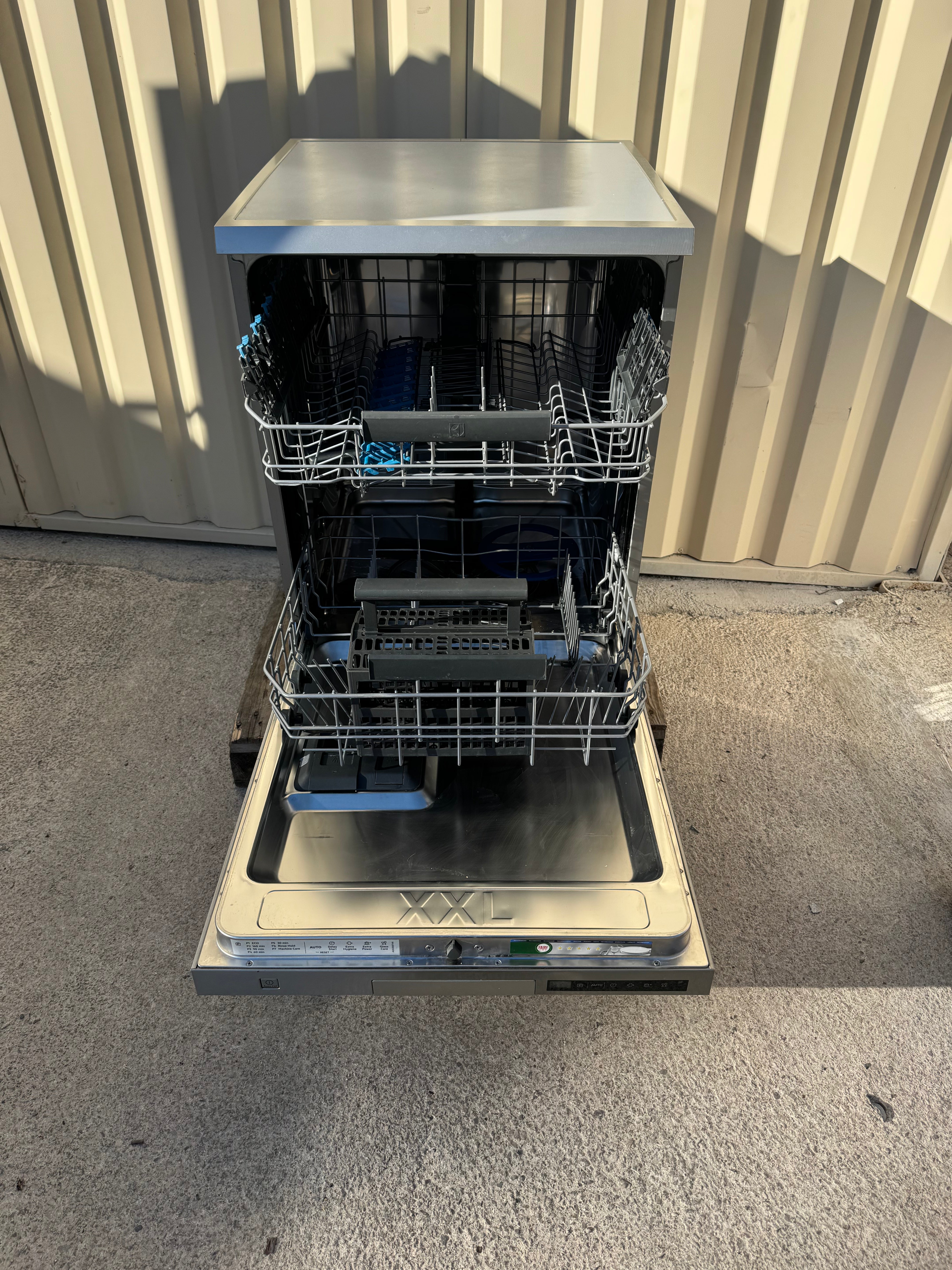 Lave-Vaisselle ELECTROLUX 13 Couverts GARANTIE 1 AN