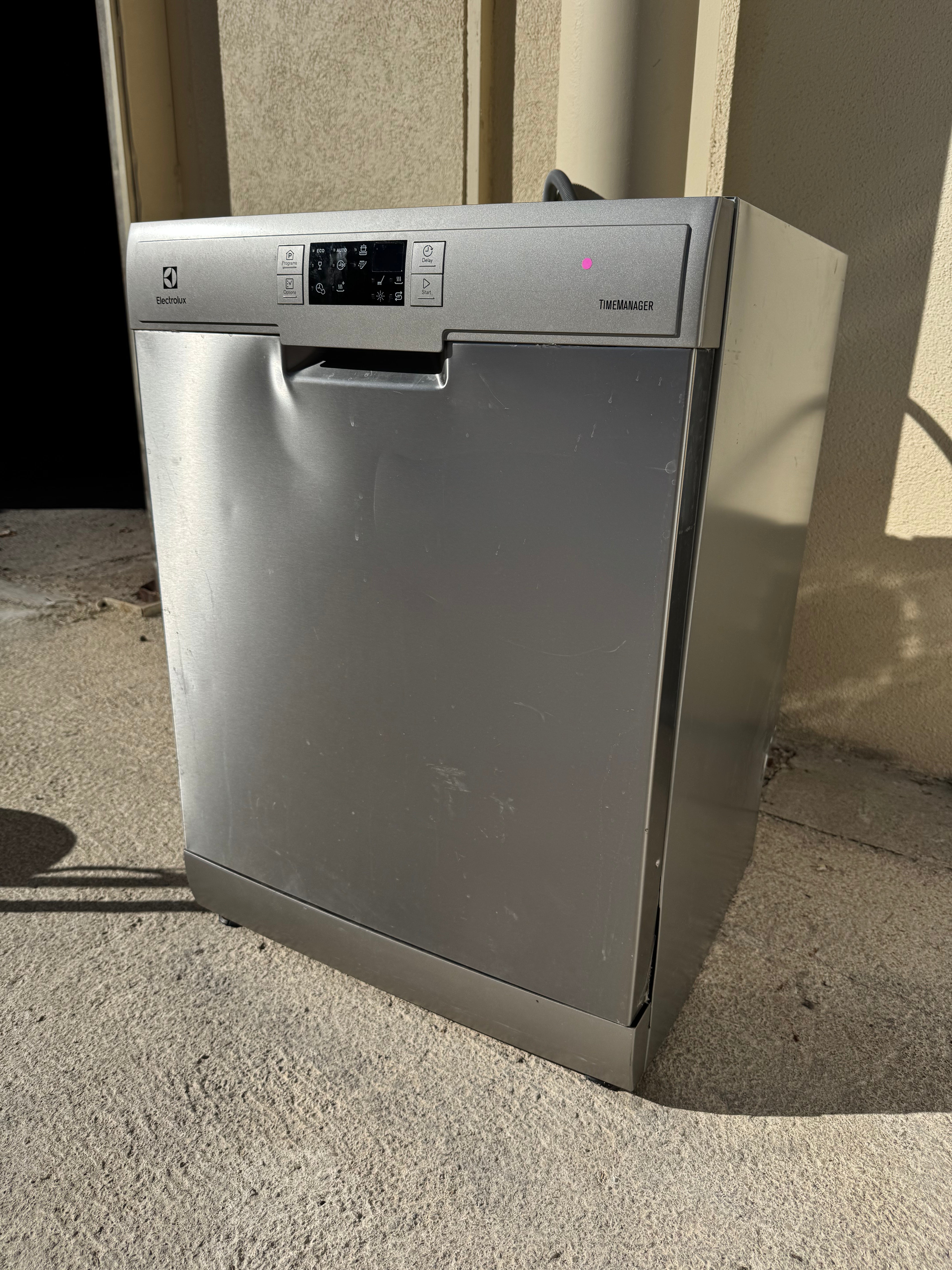 Lave-Vaisselle ELECTROLUX 14 Couverts GARANTIE 1 AN