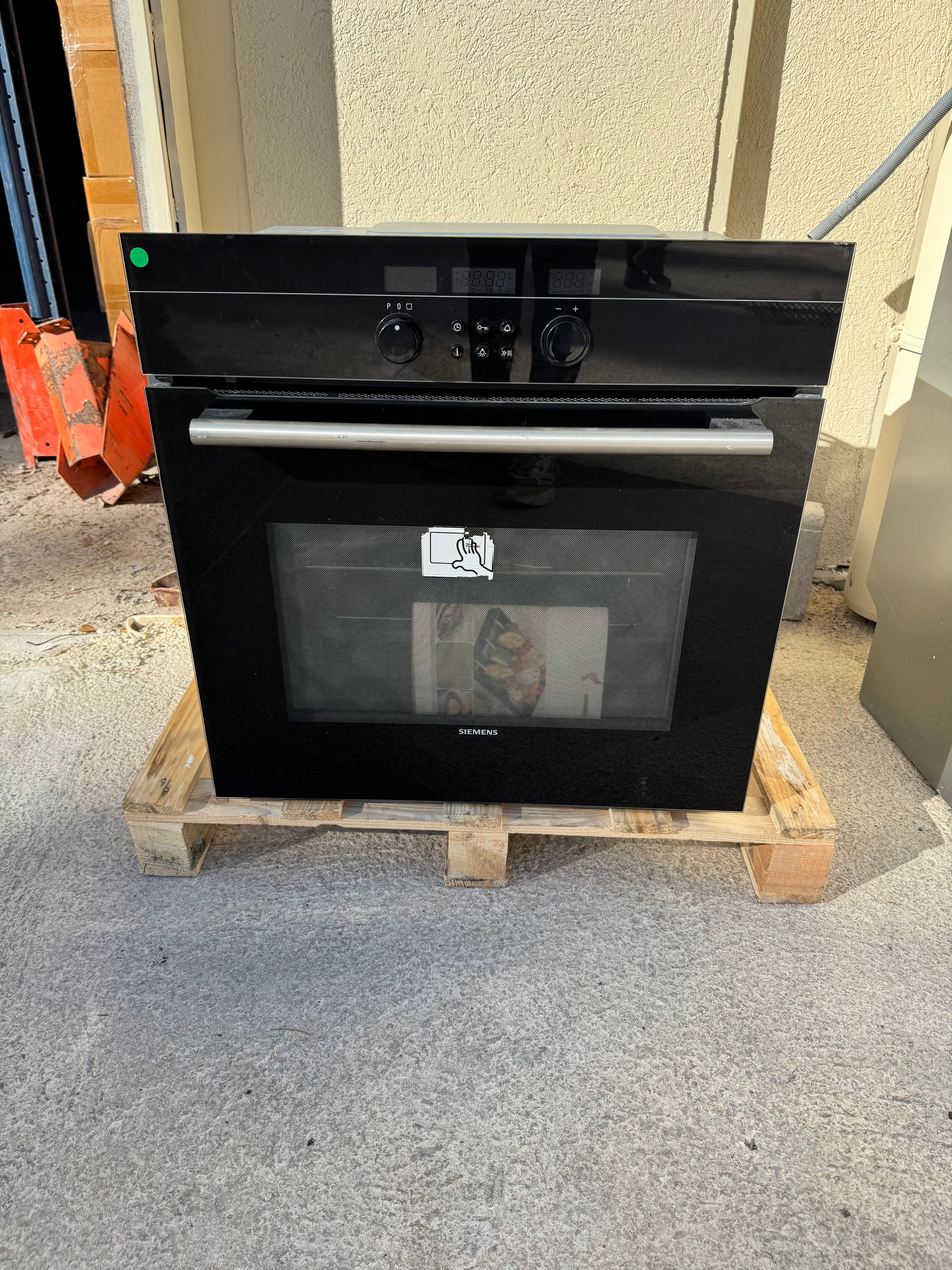 Four Encastrable SIEMENS Avec Pyrolyse Très Peu Servi GARANTIE 1 AN