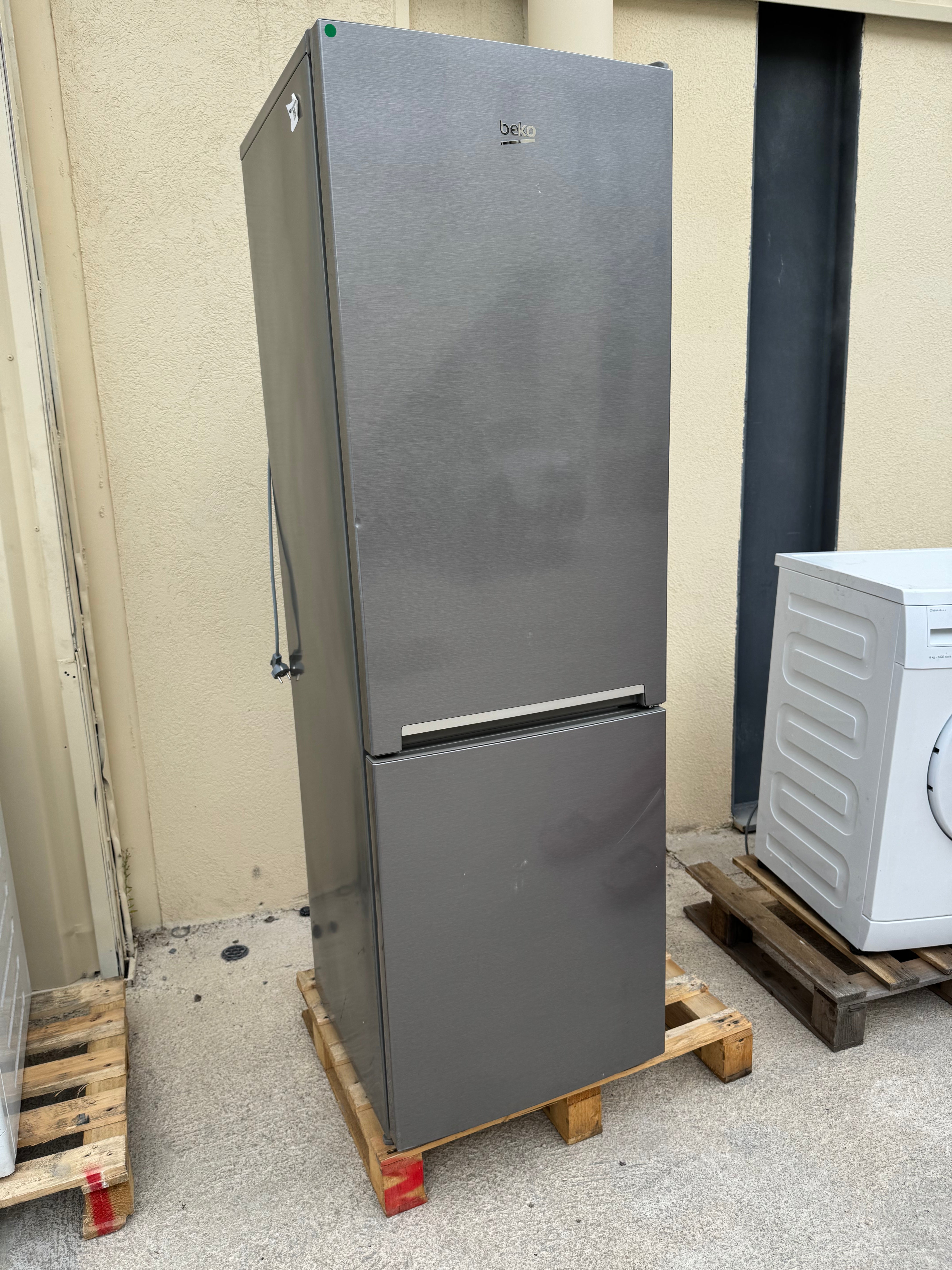 Frigo Combiné BEKO MinFrost GARANTIE 1 AN