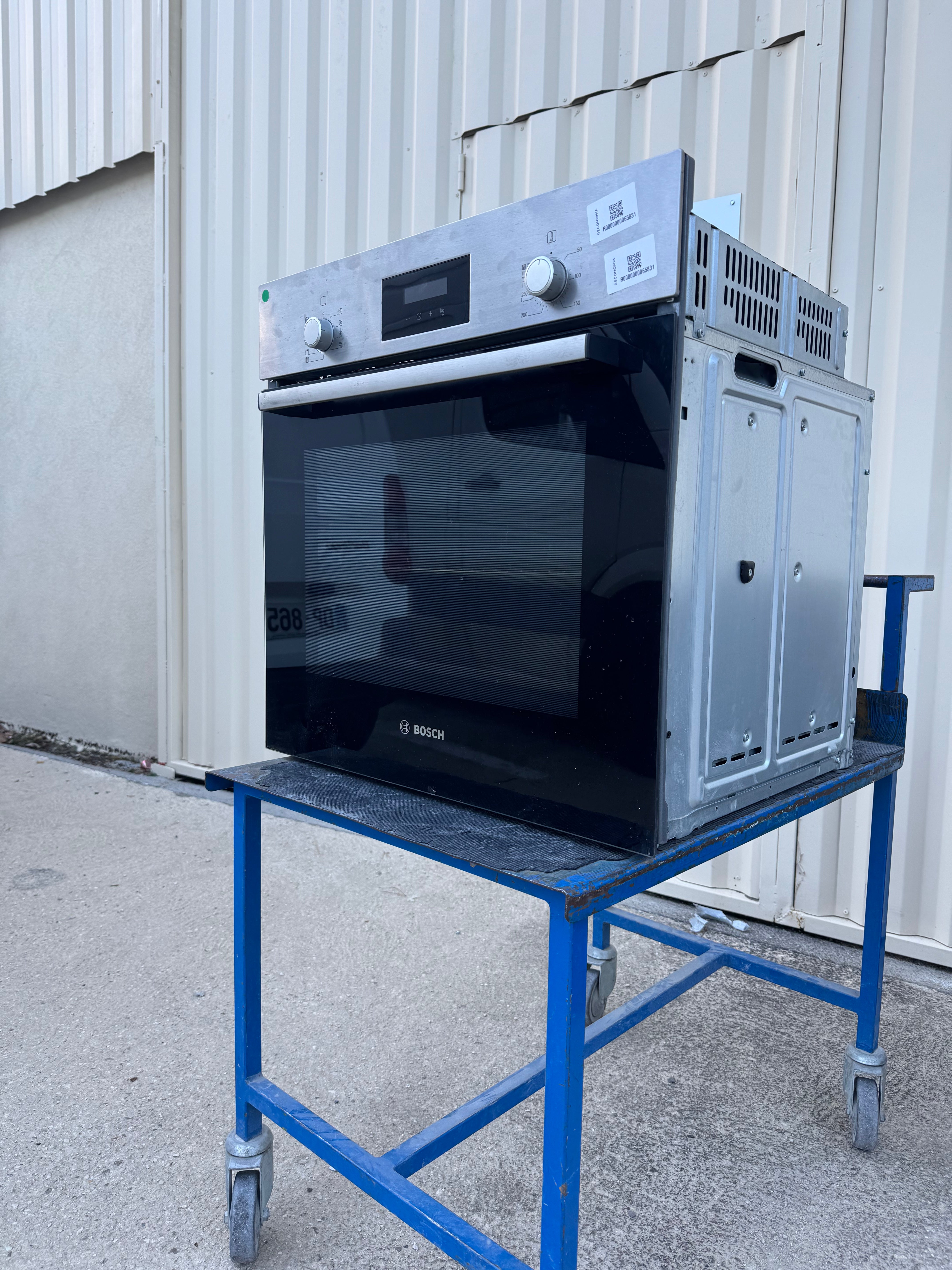 Four Encastrable BOSCH Avec Pyrolyse GARANTIE 1 AN