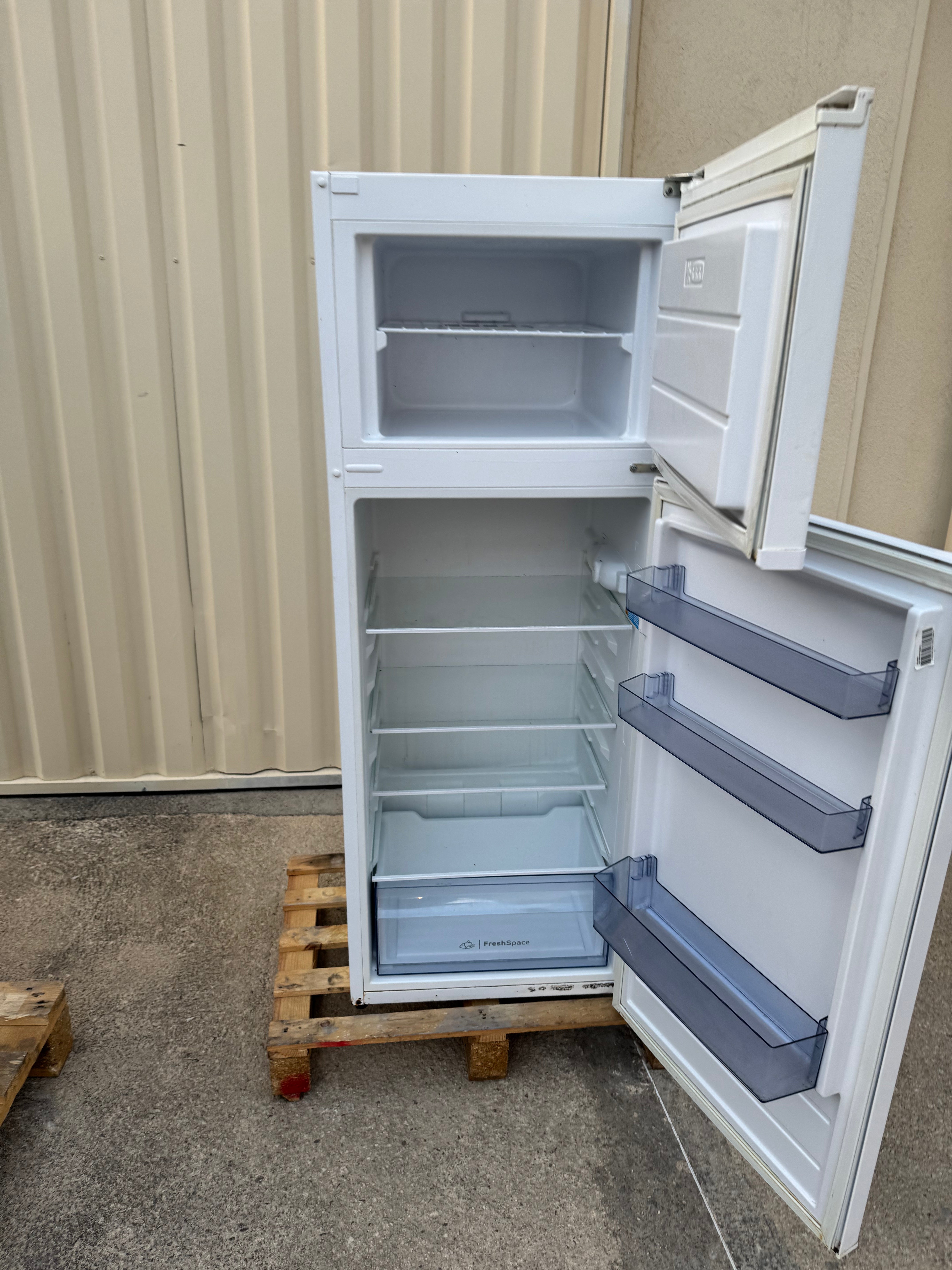 Frigo Combiné INDESIT Format Étudiant GARANTIE 1 AN