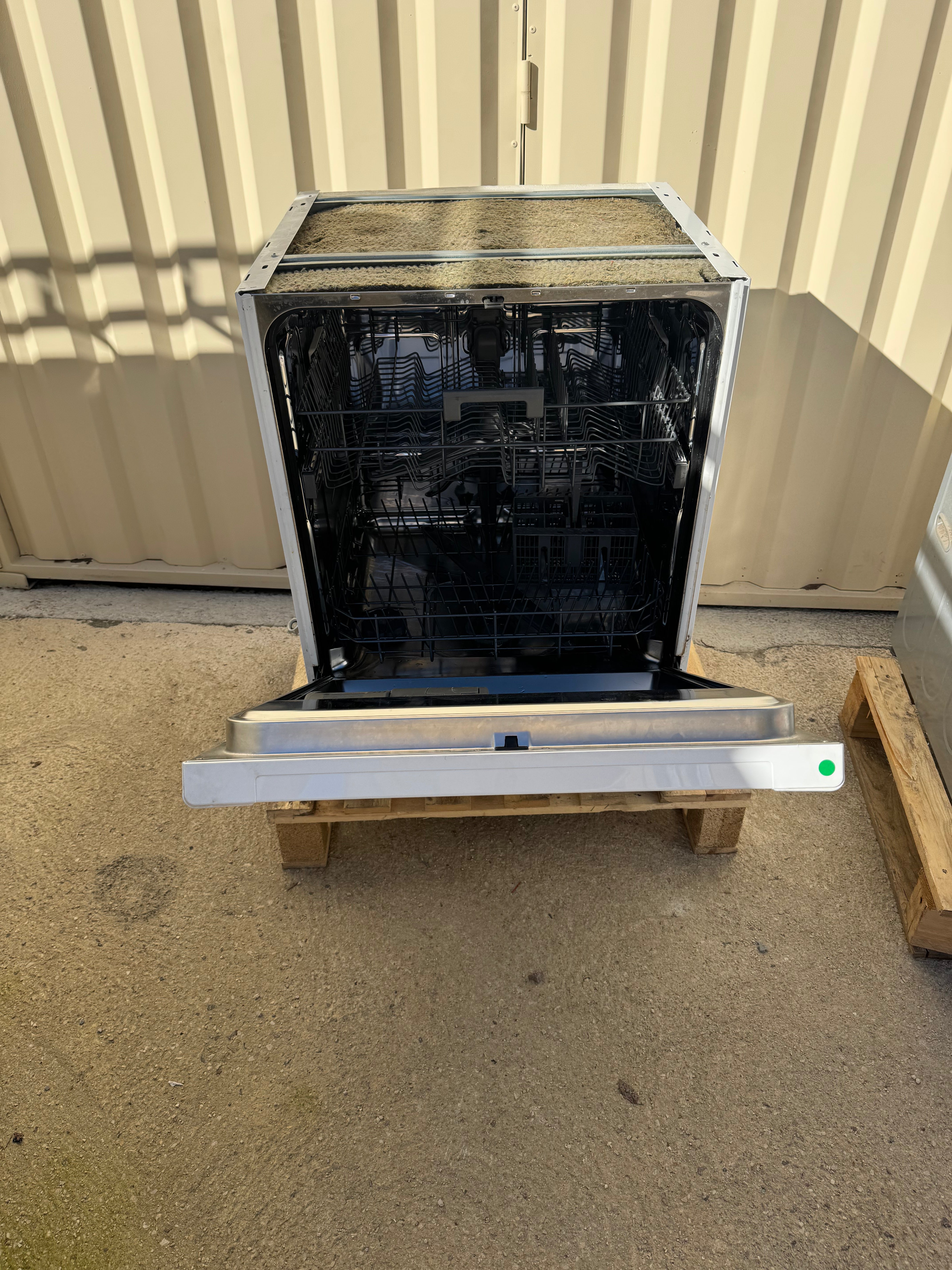 Lave-Vaisselle WHIRLPOOL 13 Couverts GARANTIE 1 AN