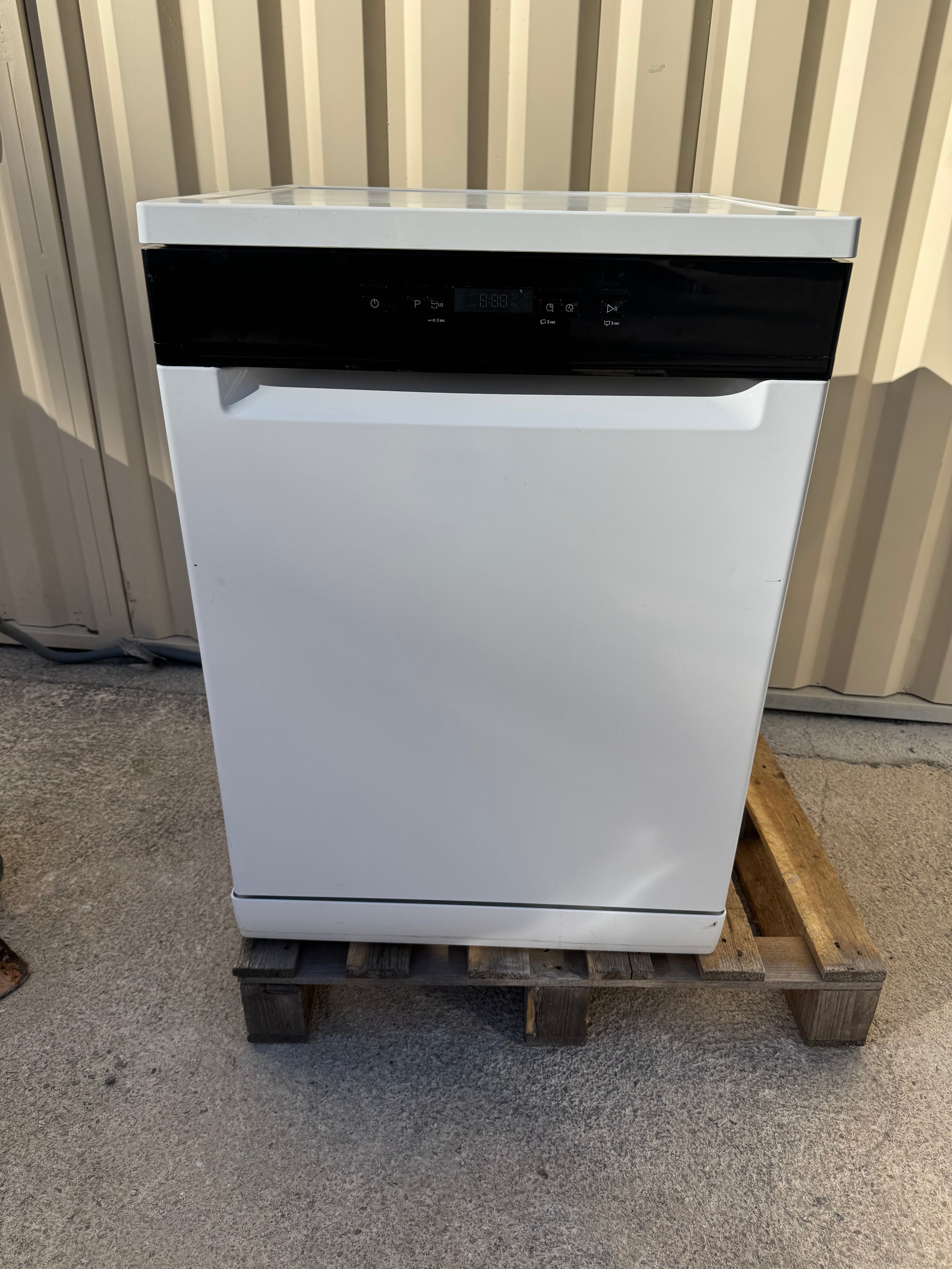 Lave-Vaisselle WHIRLPOOL 14 Couverts GARANTIE 1 AN