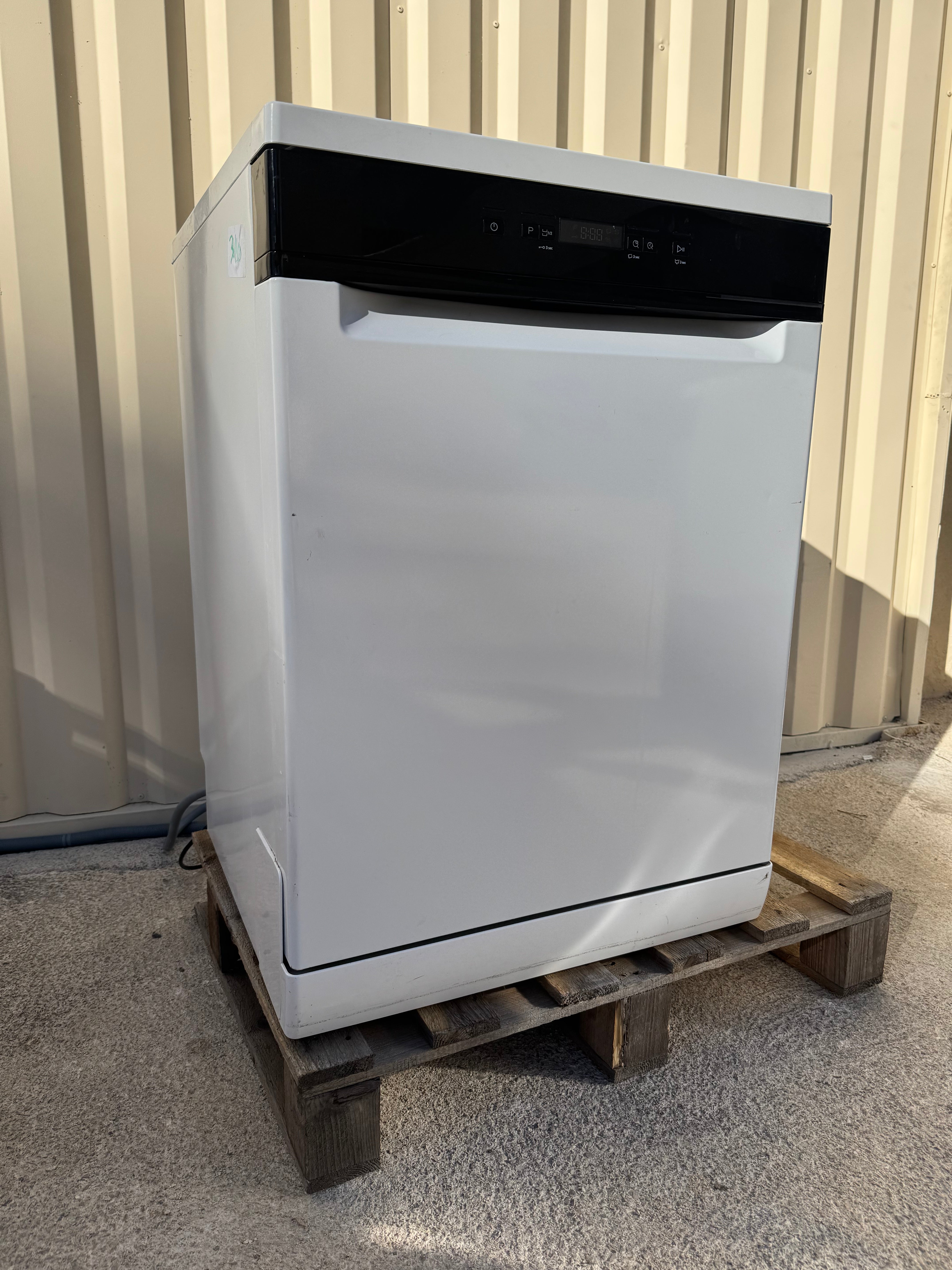 Lave-Vaisselle WHIRLPOOL 14 Couverts GARANTIE 1 AN