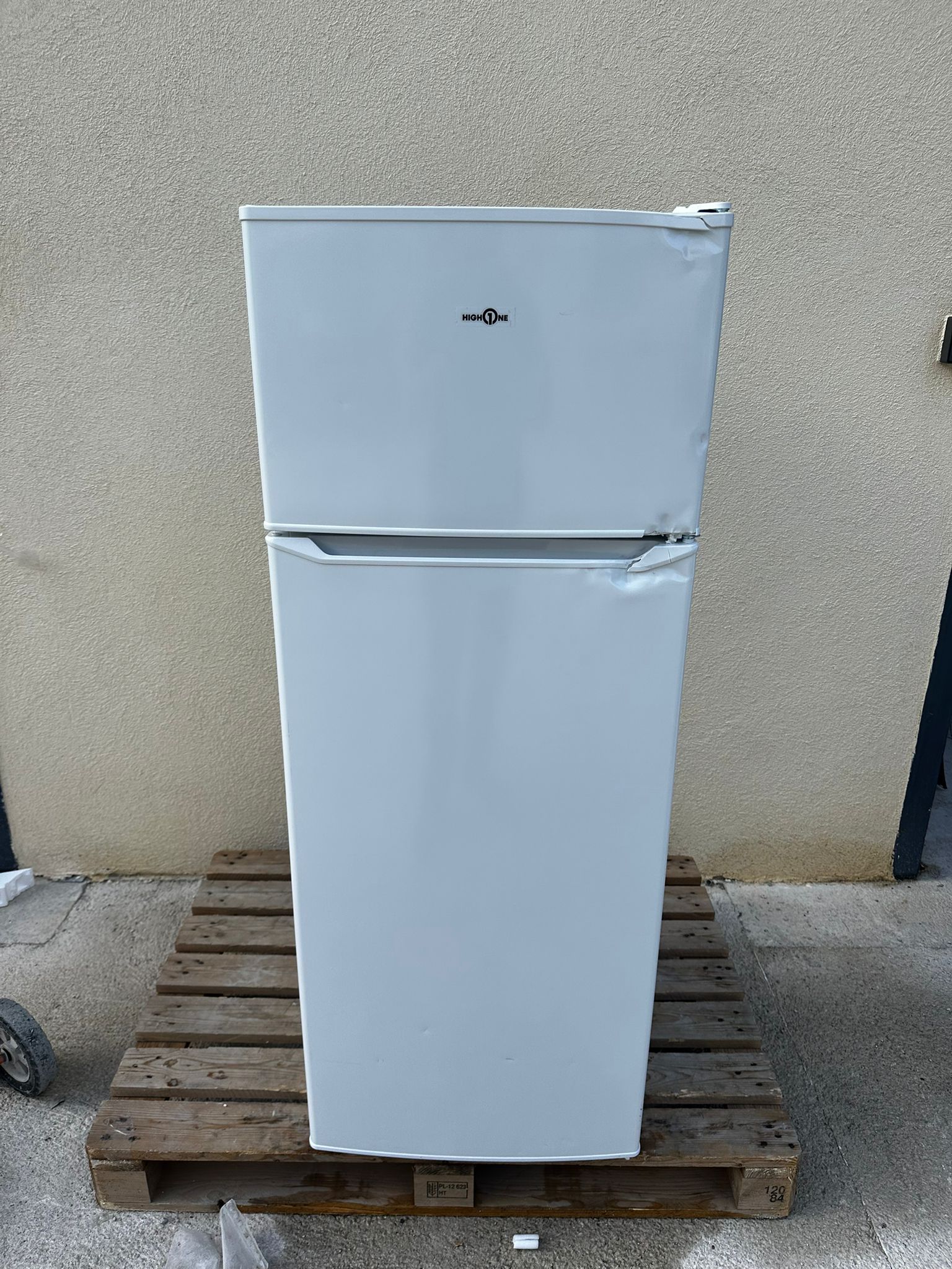 Frigo Combiné HIGHONE Format Étudiant NEUF ( Avec Défaut d’Aspect ) GARANTIE 1 AN