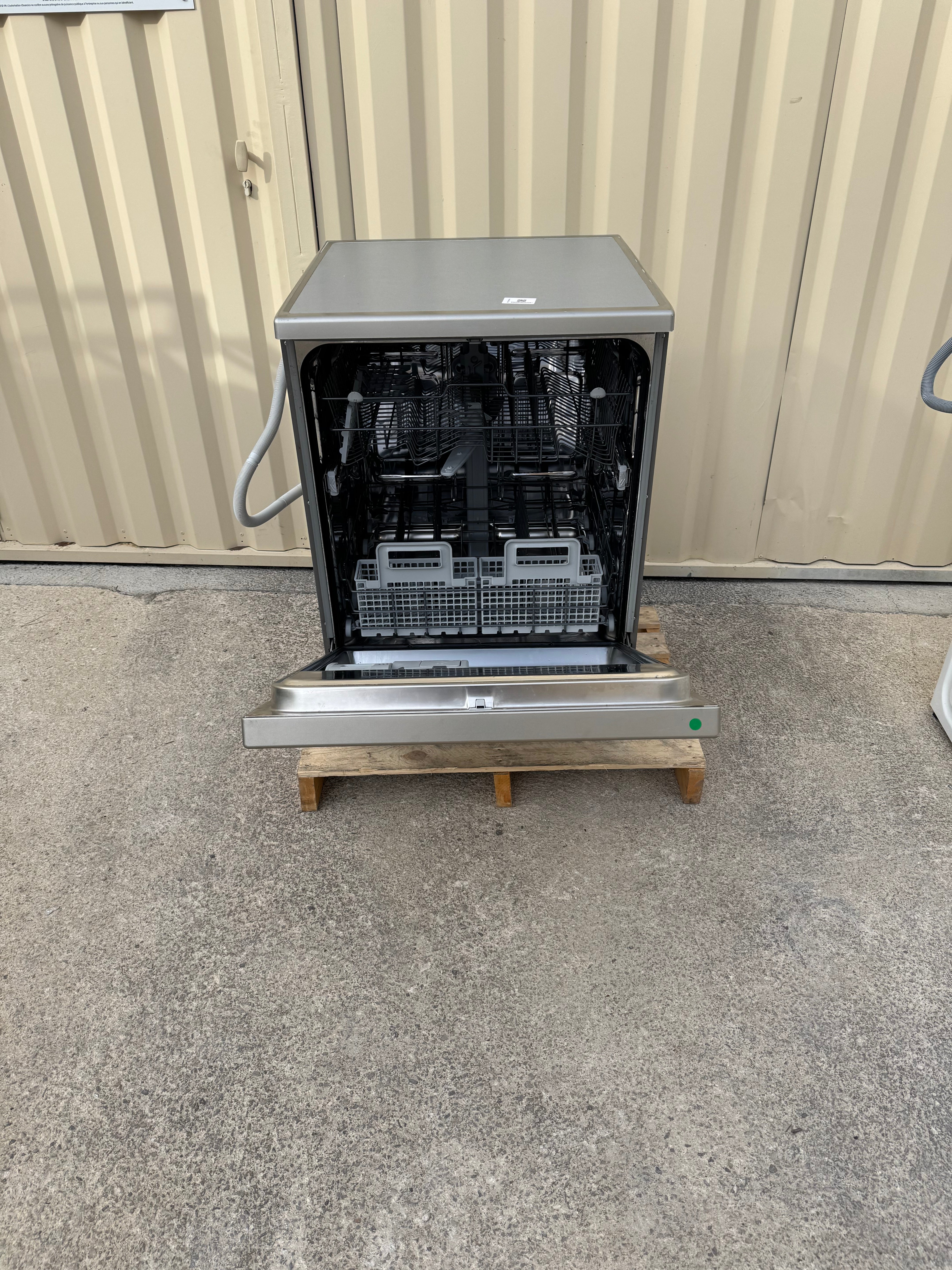 Lave-Vaisselle WHIRLPOOL 16 Couverts GARANTIE 1 AN